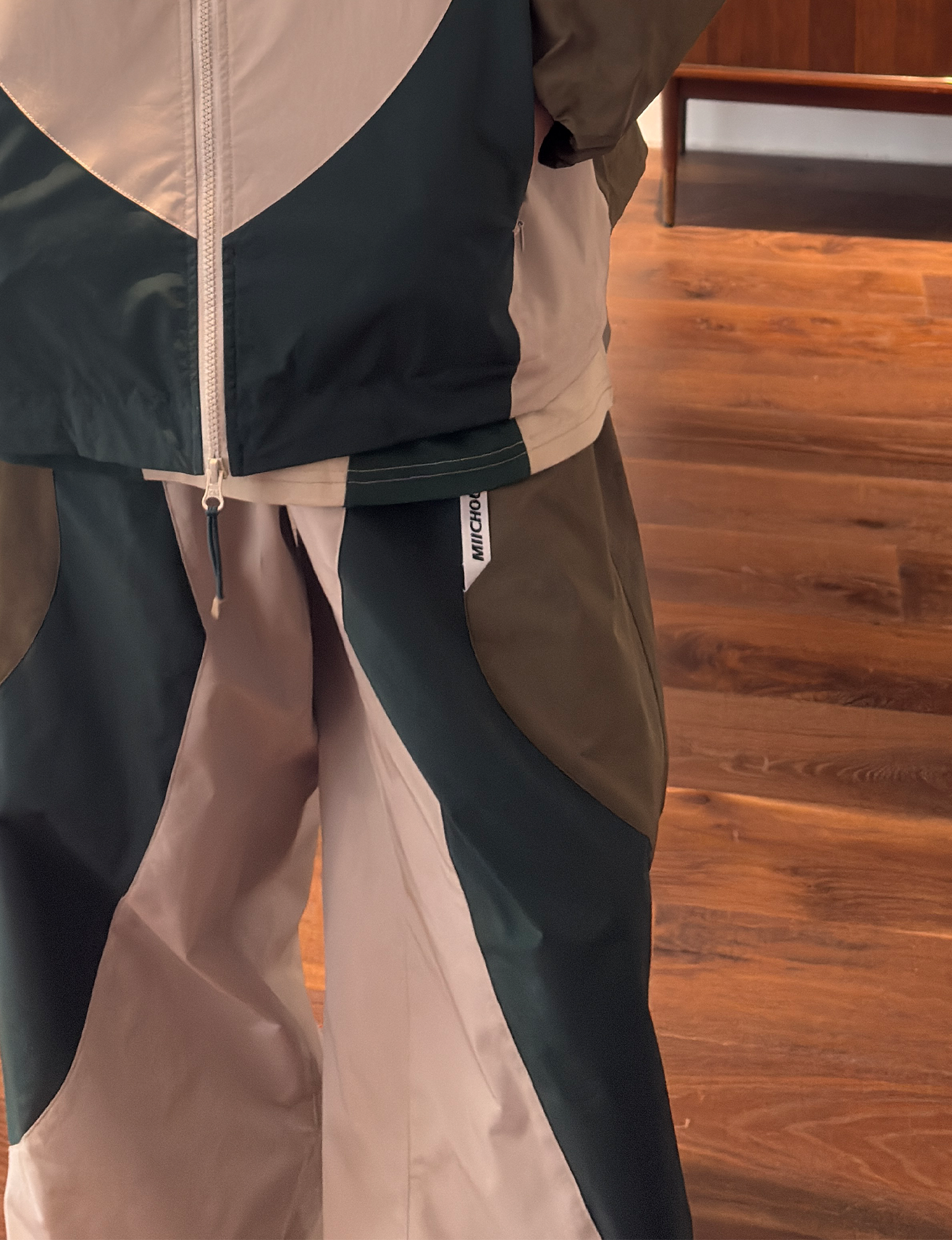 MIICHOUS Contrast Curved Panel Outdoor Pants