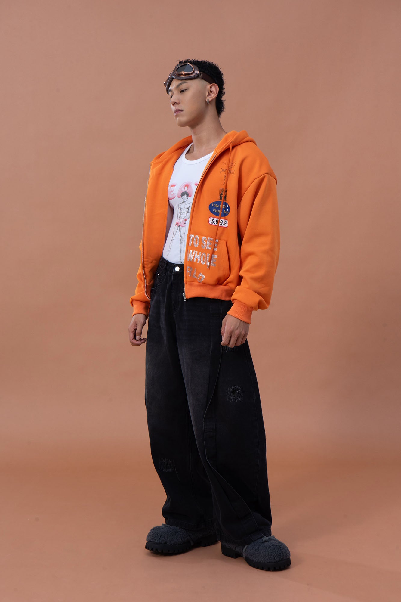 CLP Badge Patch Cropped Zip-Up Hoodie