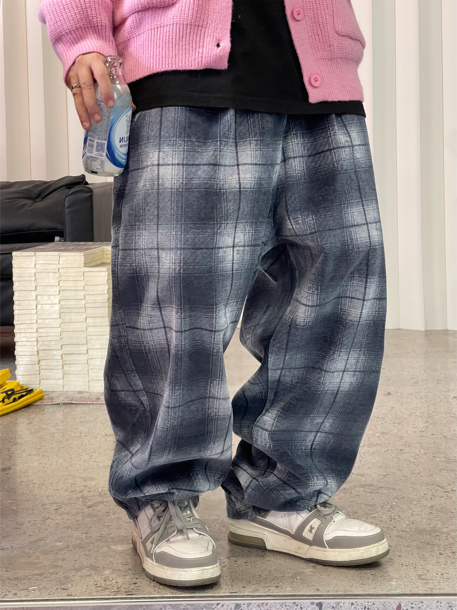 ME DA IGUAL Washed Plaid Tappered Pants Gray