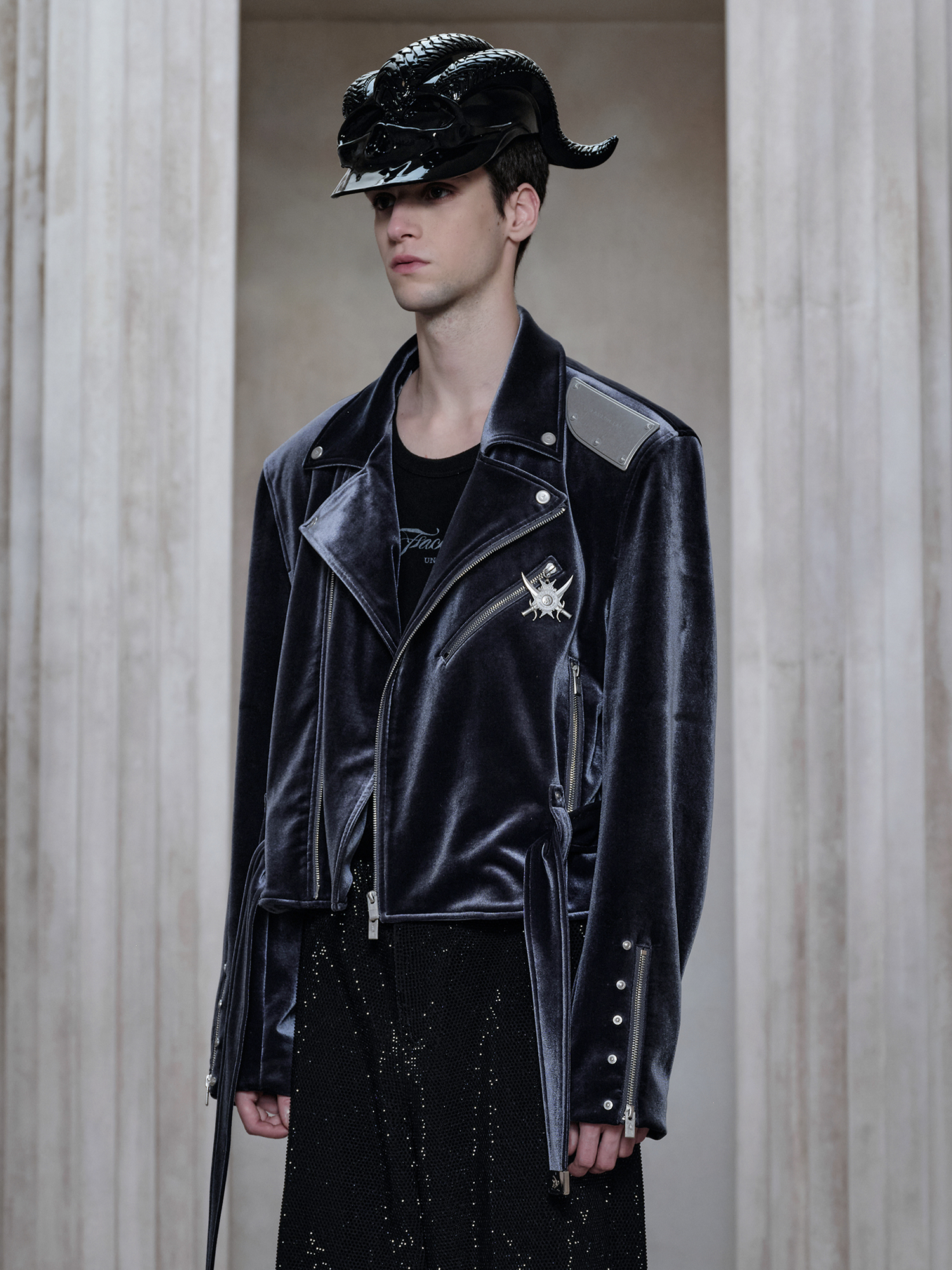 FACEONLAB Velvet Metal Epaulettes Jacket