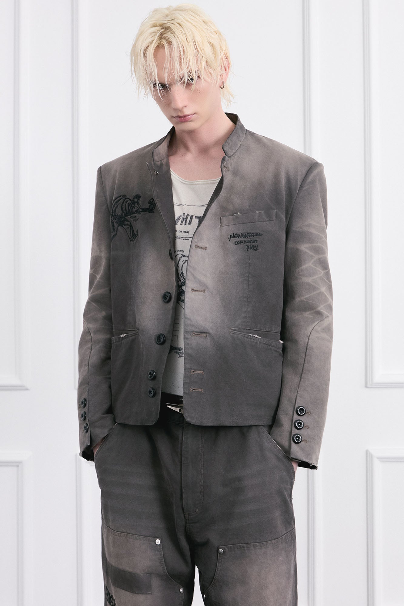 FACEONLAB Distressed Washed Embroidery Jacket