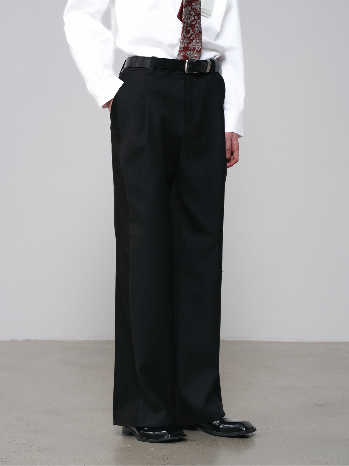 FACEONLAB Pleated Spliced Wool-Blend Trousers
