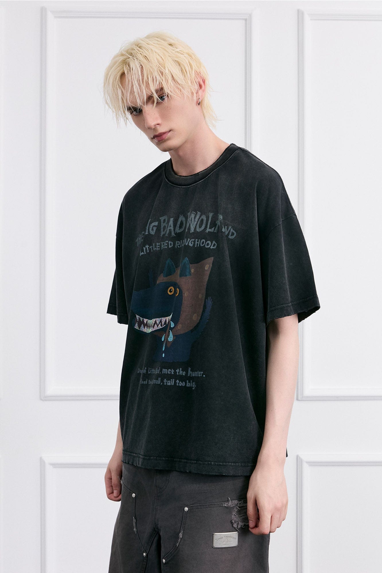 FACEONLAB Big Bad Wolf Oversized T-Shirt, premium urban and streetwear designers apparel on PROJECTISR.com, FACEONLAB