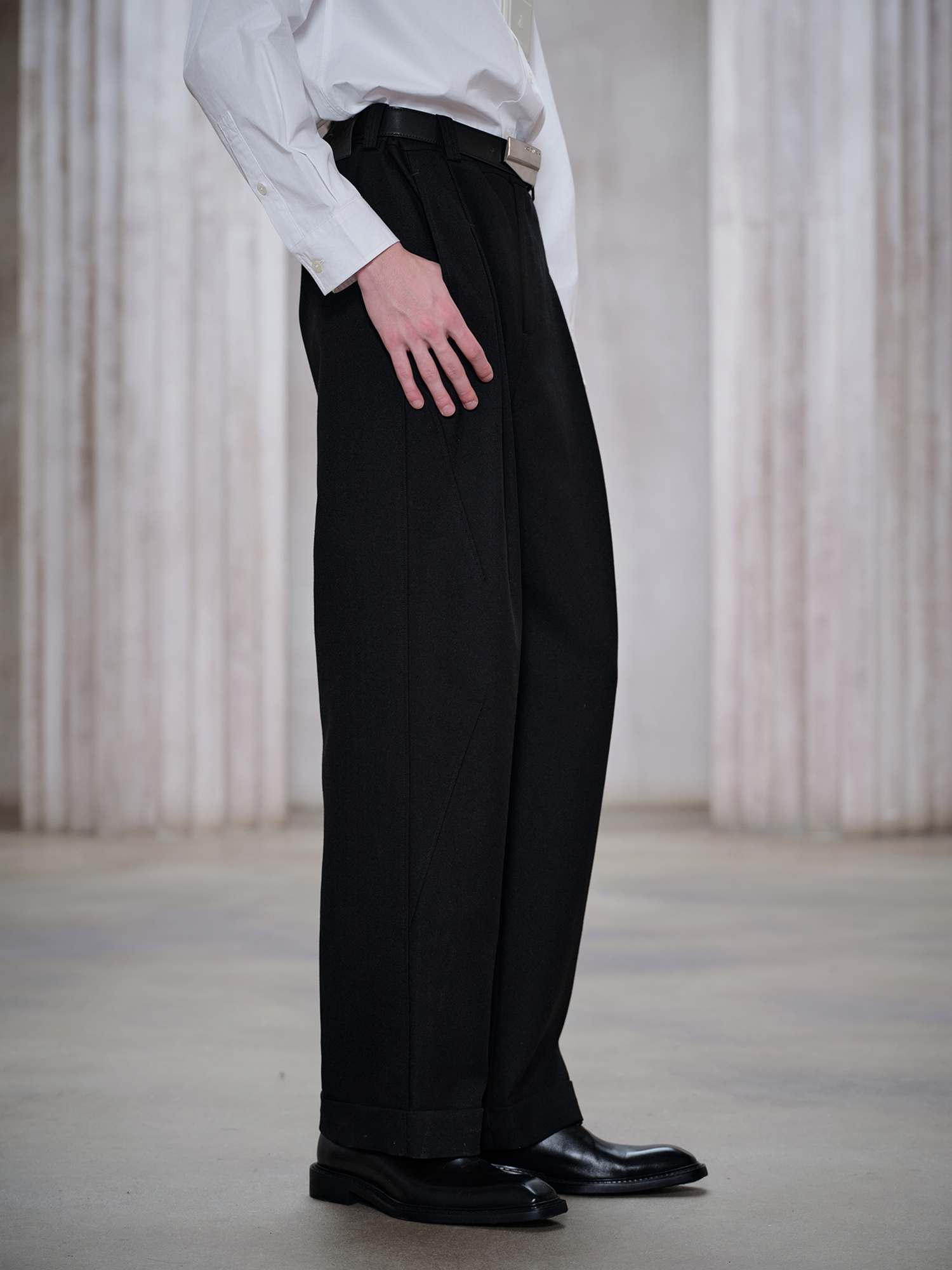 FACEONLAB Classic Wool Pleated Tailored Trousers Black