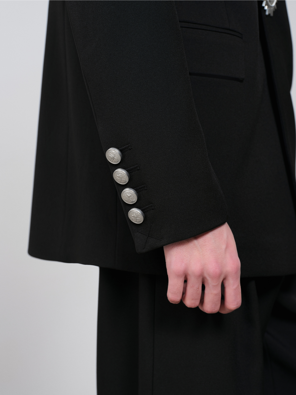 FACEONLAB Rose Brooch Asymmetric Belted Blazer