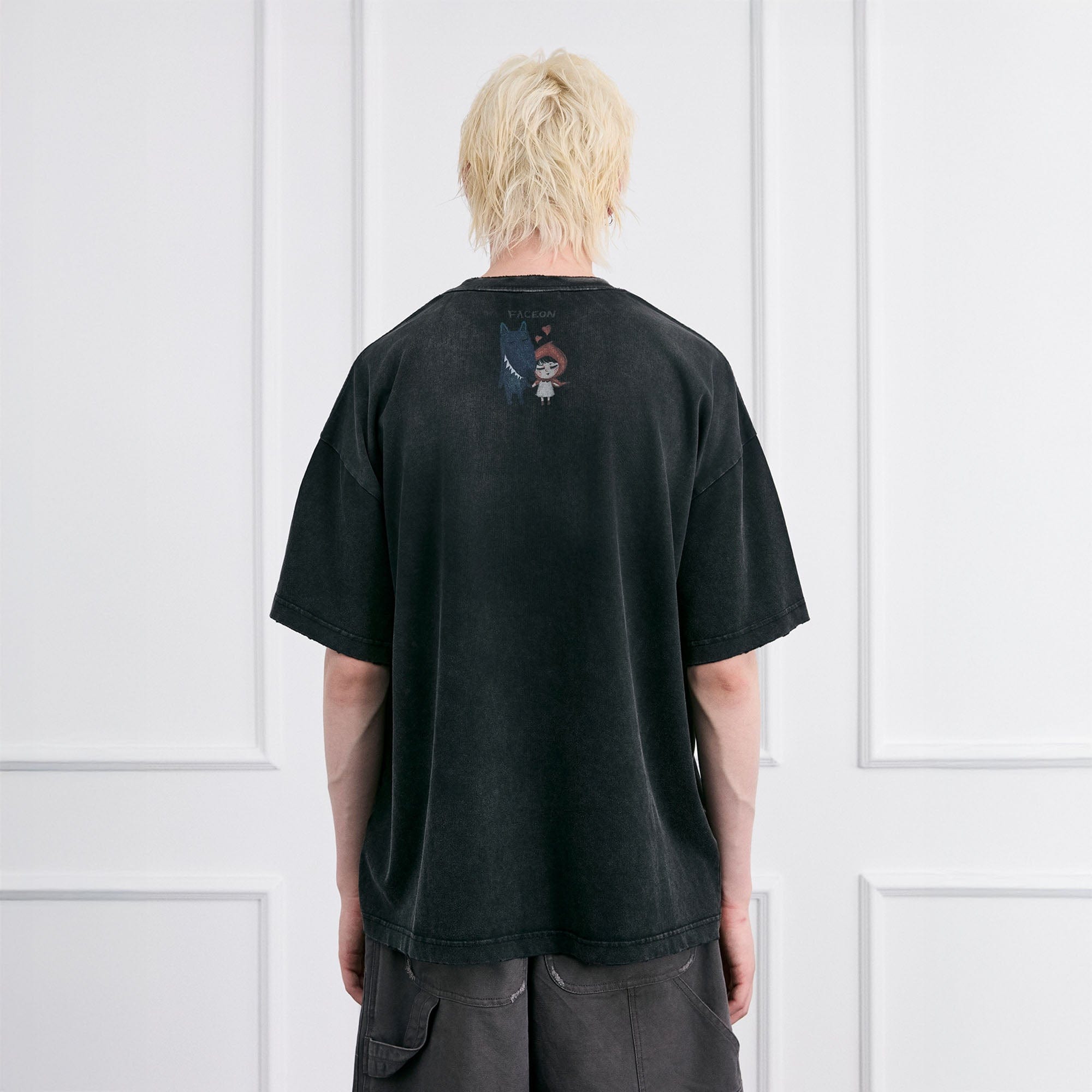 FACEONLAB Big Bad Wolf Oversized T-Shirt, premium urban and streetwear designers apparel on PROJECTISR.com, FACEONLAB
