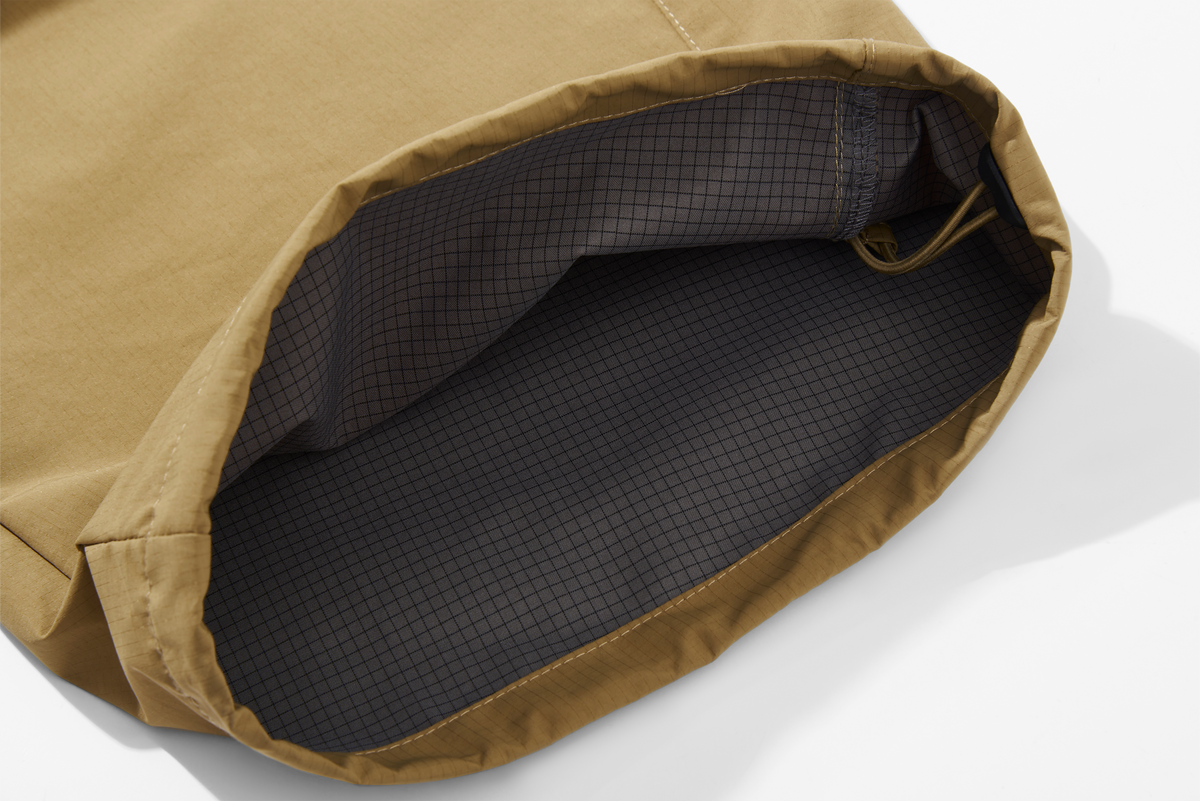 HALCYON Splash-Proof Windbreaker Cargo Pants