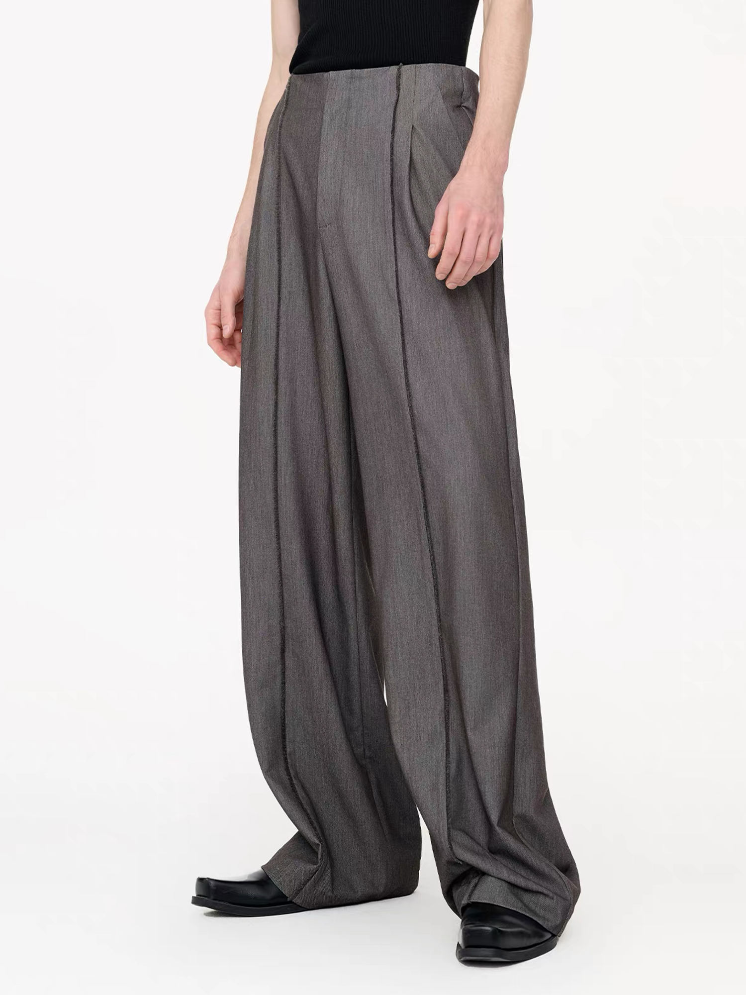TIWILLTANG Classic Raw Edge Straight-Leg Trousers