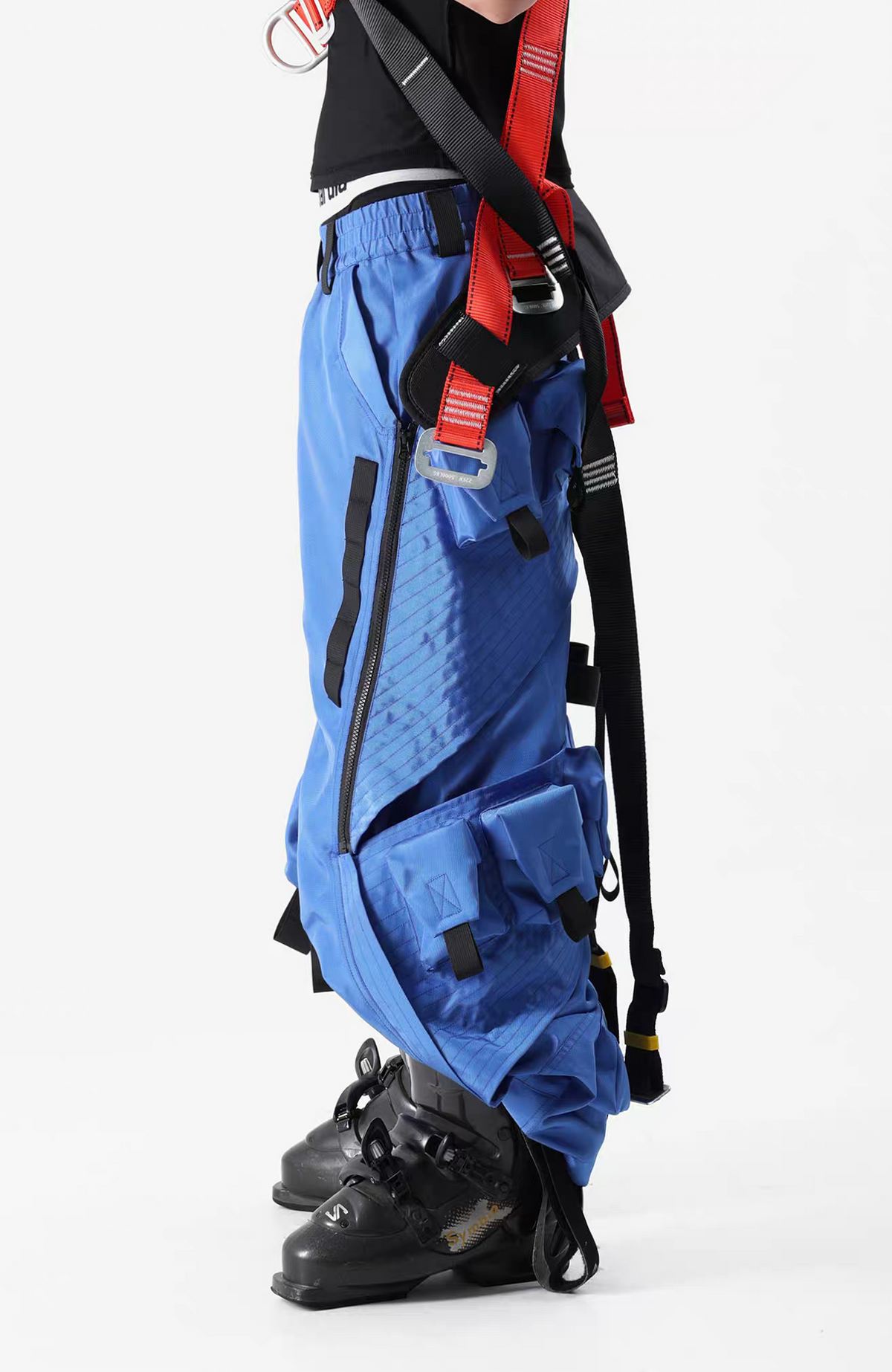VANGUARDIA Multi-Pocket Nylon Wide-Leg Cargo Pants