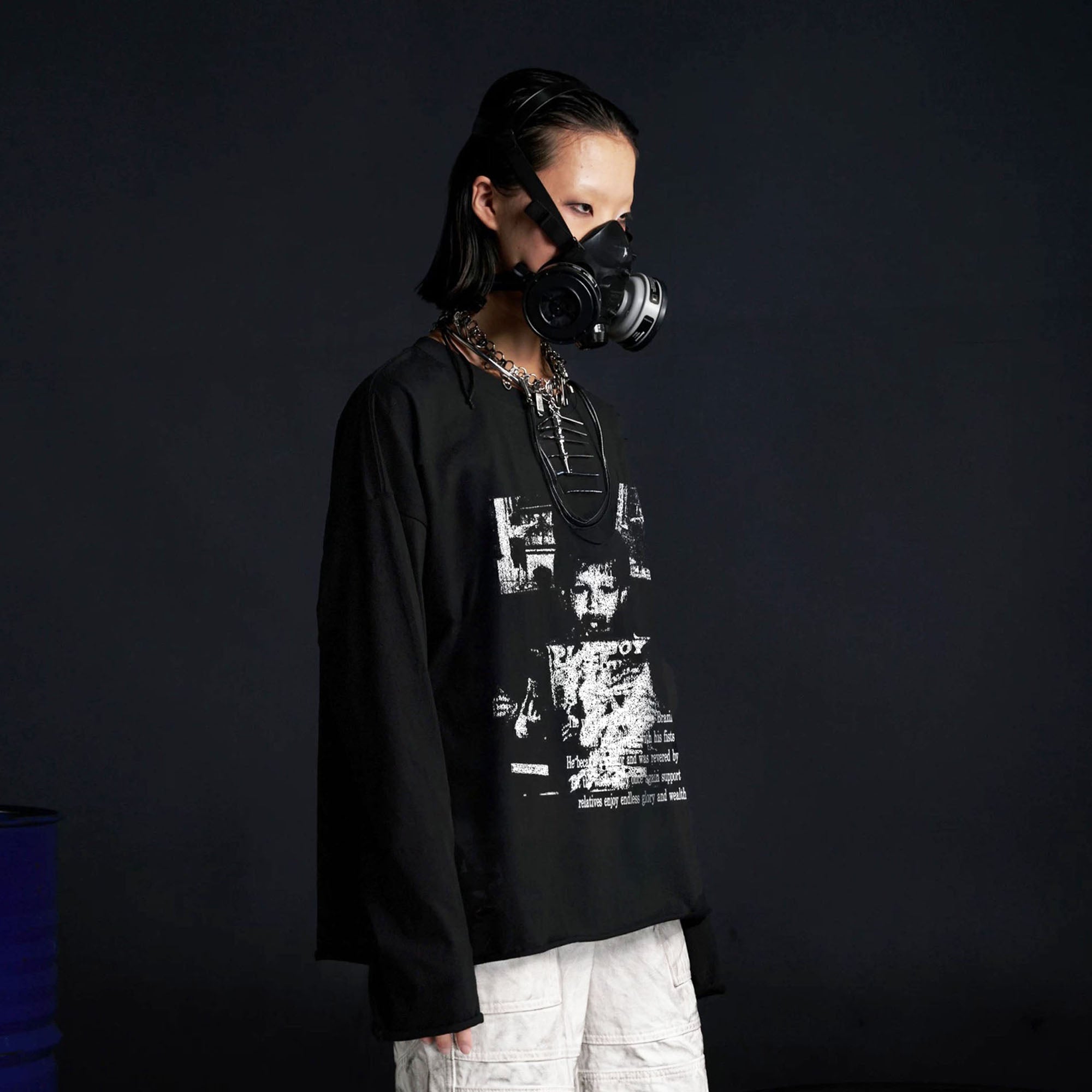 RECOVER ZONE Distressed Graphic Long Sleeve Tee