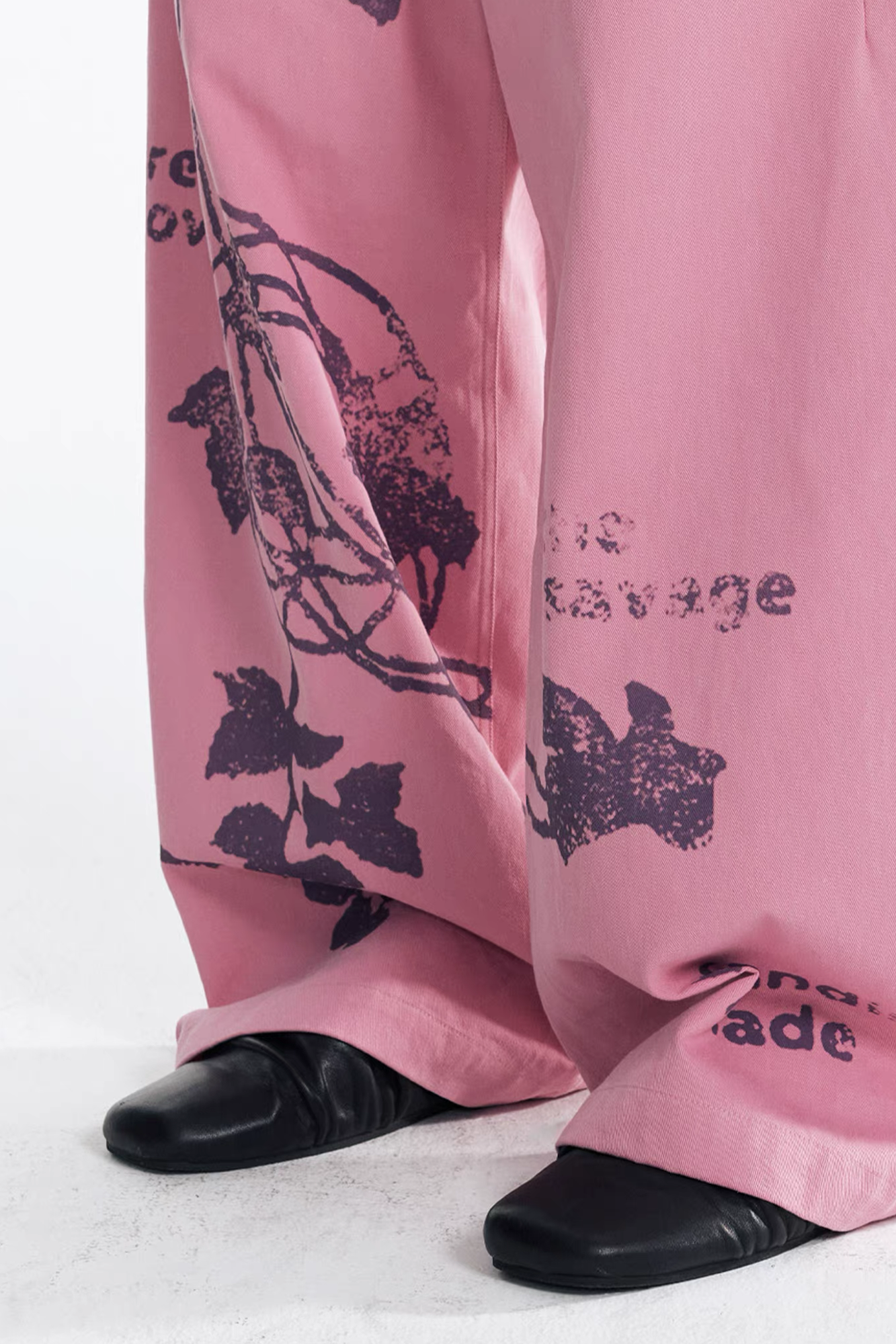 1997 POSTOFFICE Lilac Vine Full-Print Curved Jeans