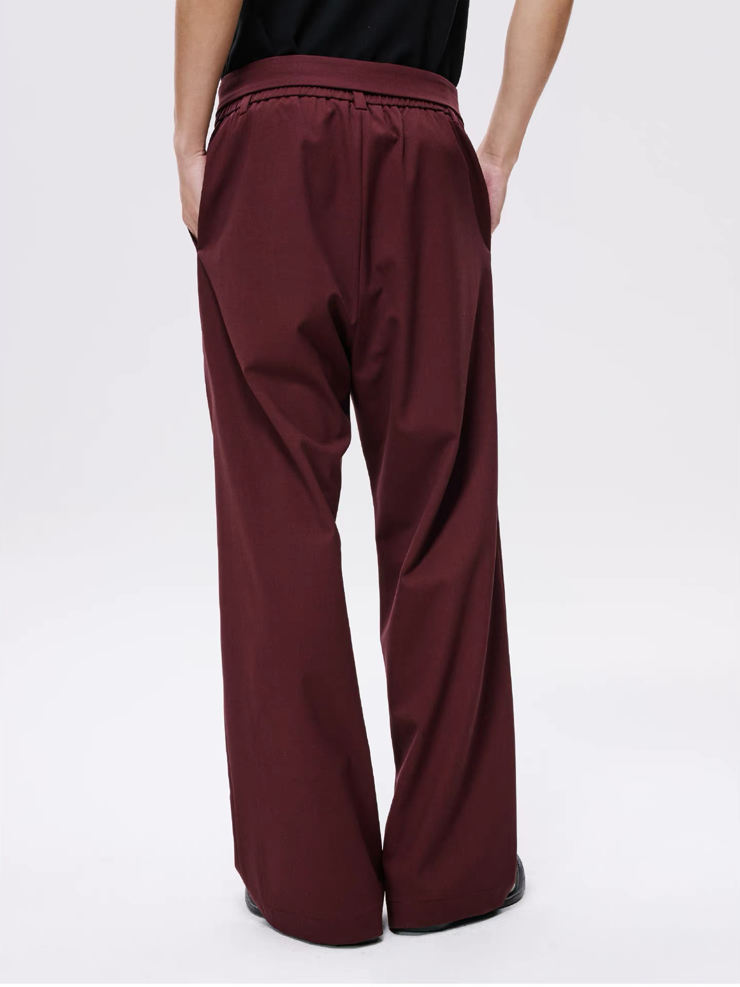 ALVNG AR ANTS Horn Buckle Belted Pleated Trousers
