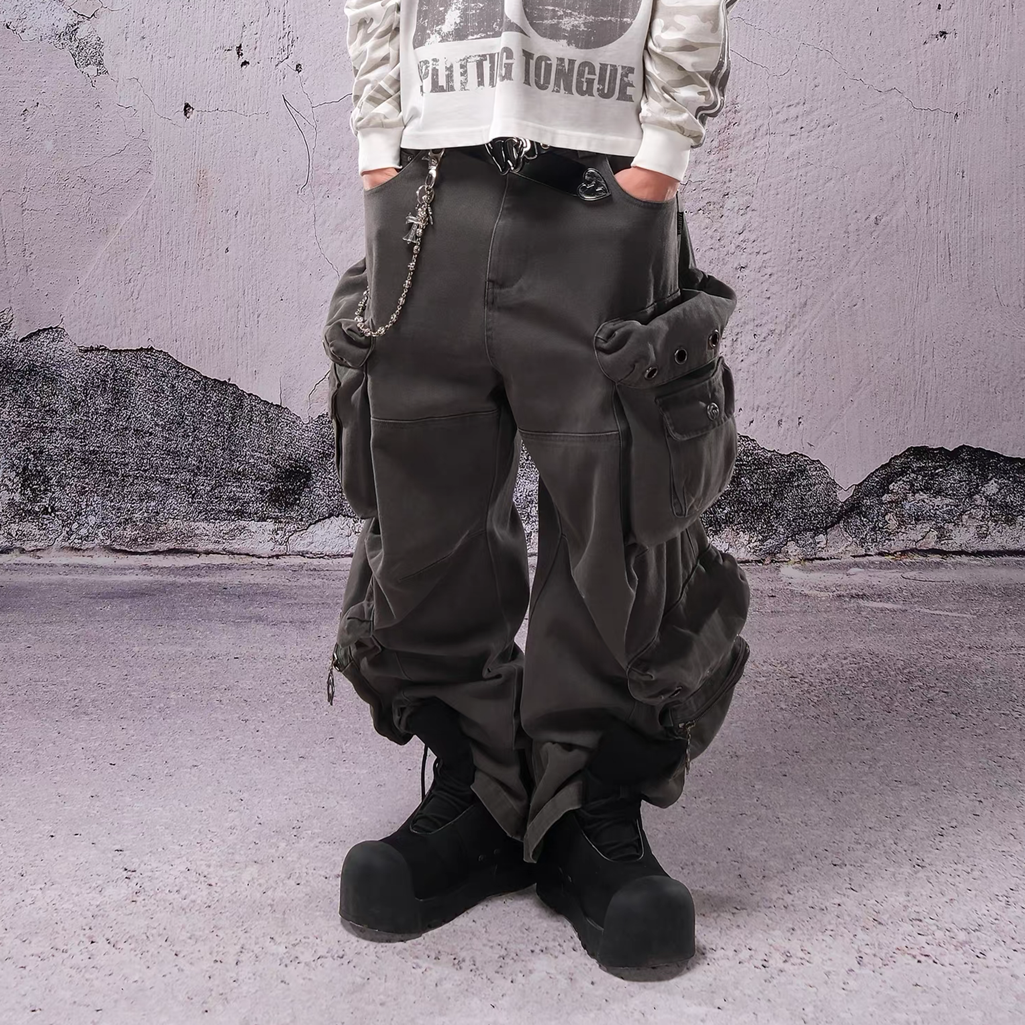 THEWET Washed Distressed Stacking Cargo Pants