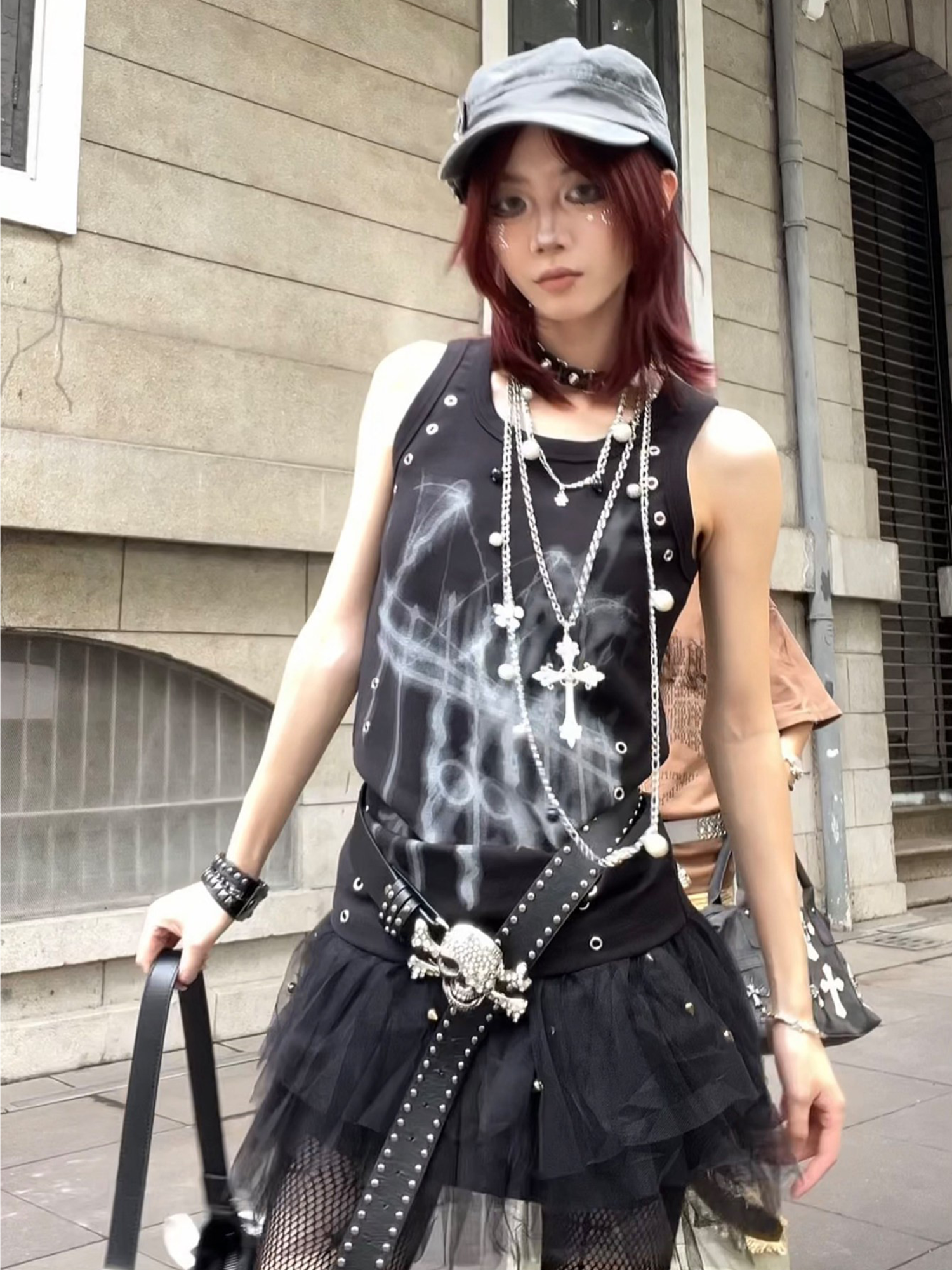 PAIKI Grommet Lightning Graphic Slim Tank Top