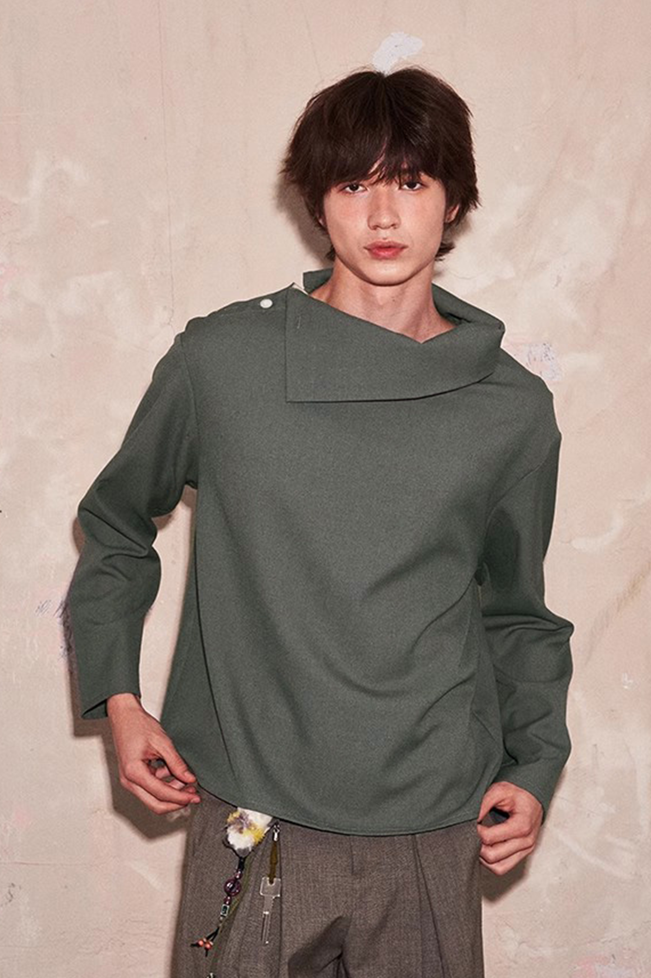 SAME FLOW Essential Asym Cowl Collar Drape Pullover
