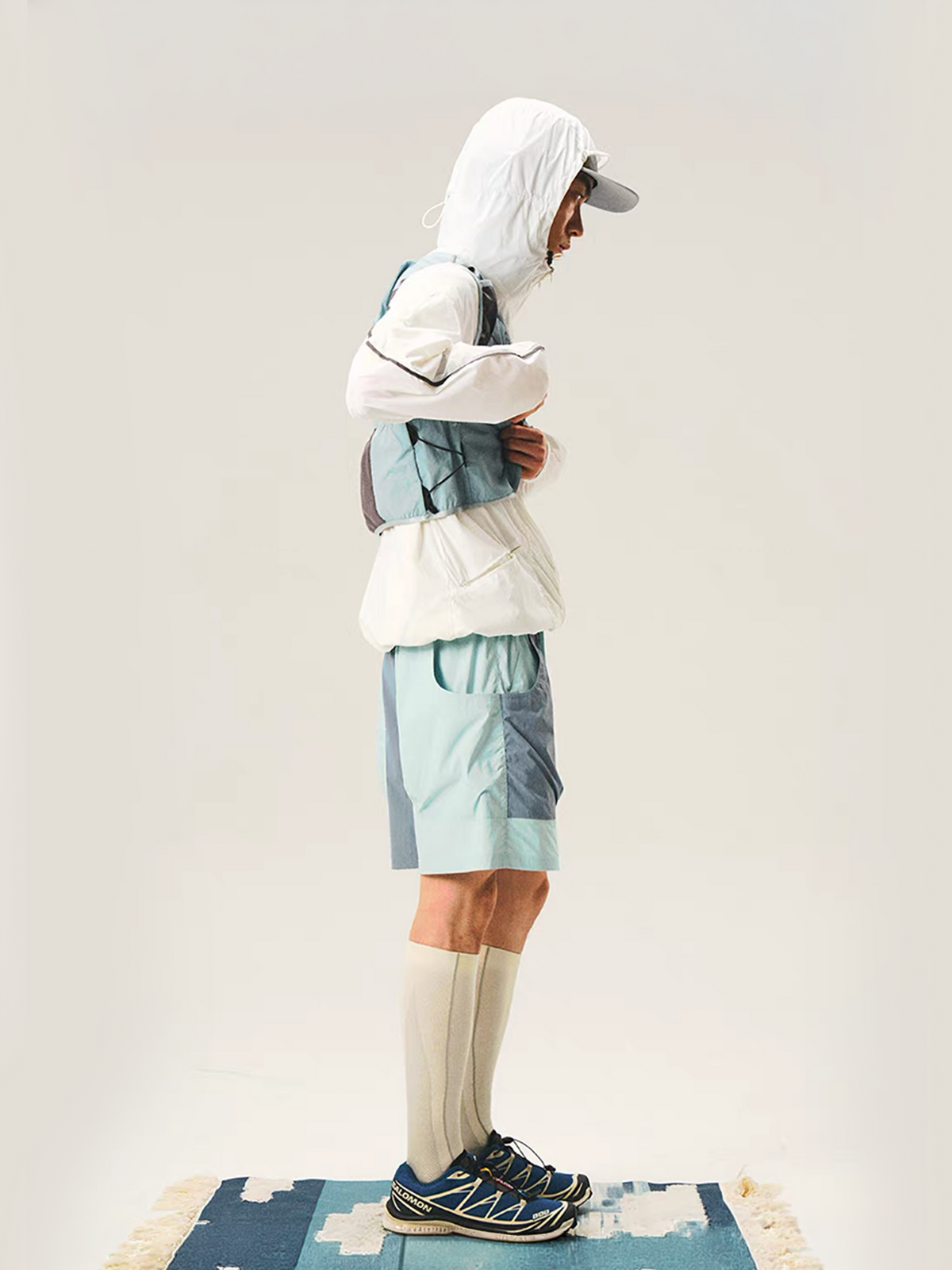 HALCYON Splash-Proof Multi-Pocket Vest