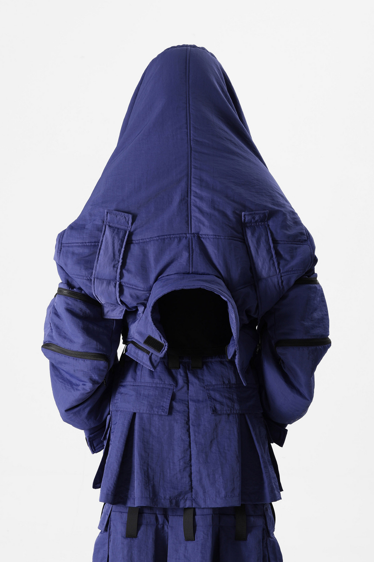 VANGUARDIA Multi-Pocket Cropped Puffer Jacket
