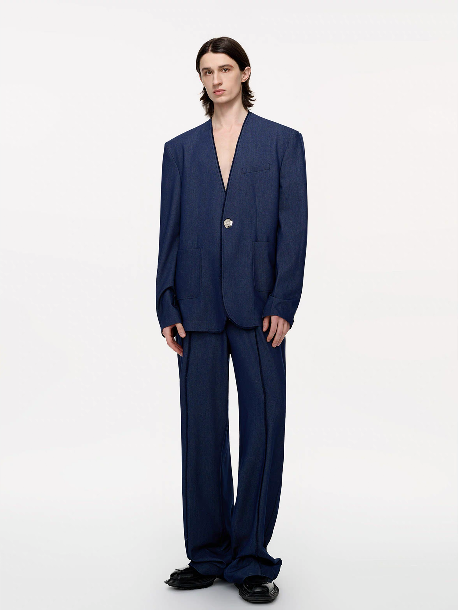 TIWILLTANG Classic Raw Edge Straight-Leg Trousers