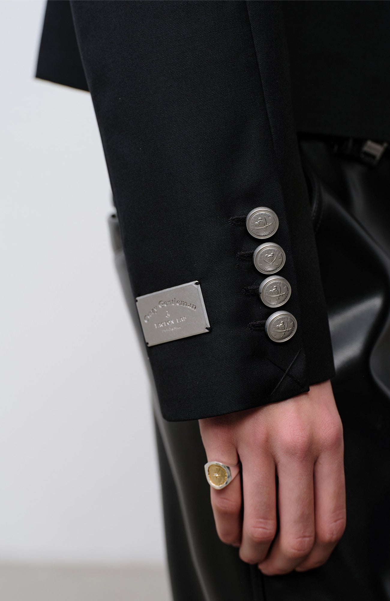 FACEONLAB Stand-Collar Metal-Shoulder Blazer Black, premium urban and streetwear designers apparel on PROJECTISR.com, FACEONLAB