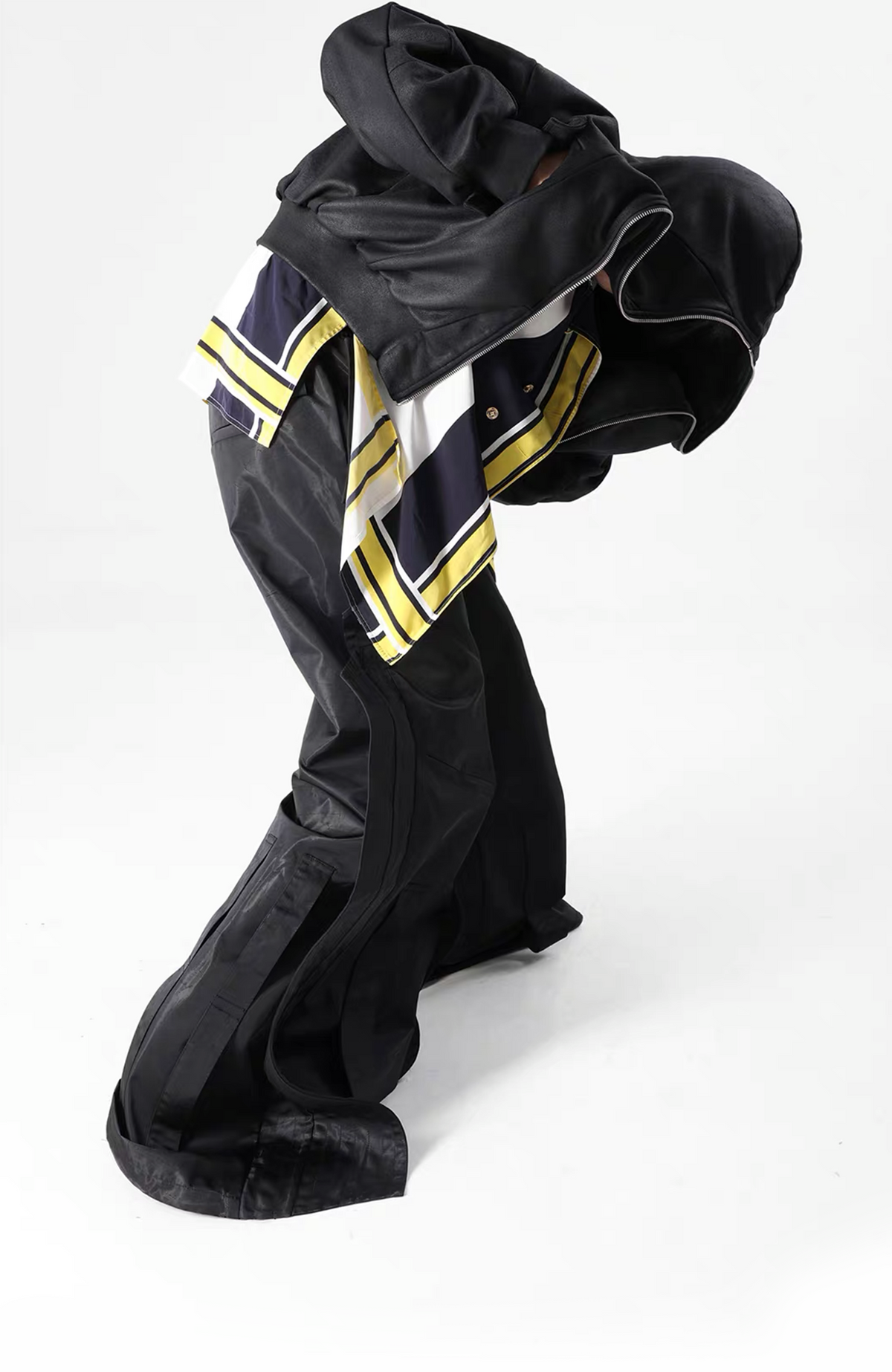 VANGUARDIA Brush-Wax Coated Oversized Hooded Jacket