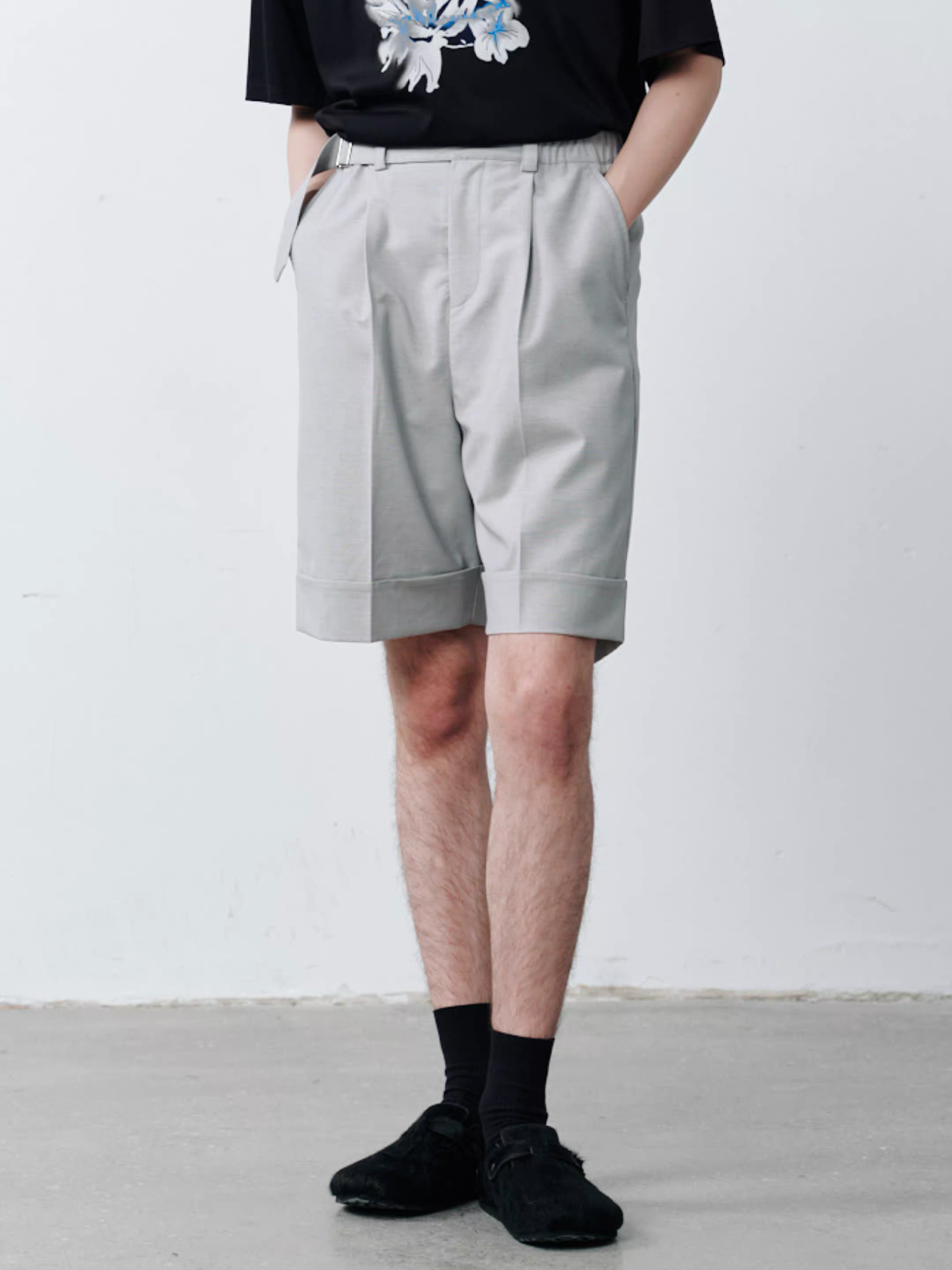 GRAINMUSTARD Pleated Linen-Blend Belt Tailored Shorts