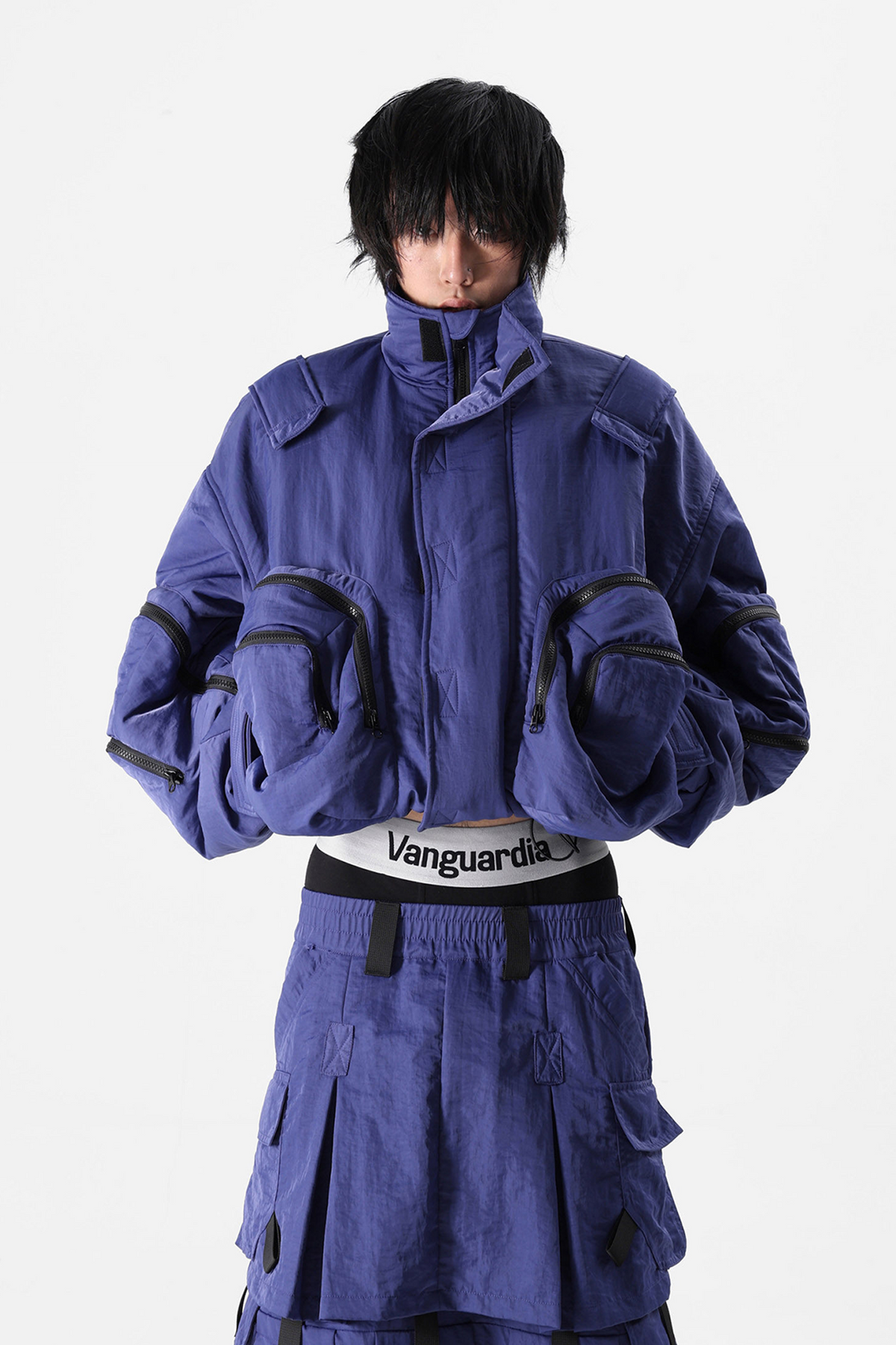 VANGUARDIA Multi-Pocket Cropped Puffer Jacket