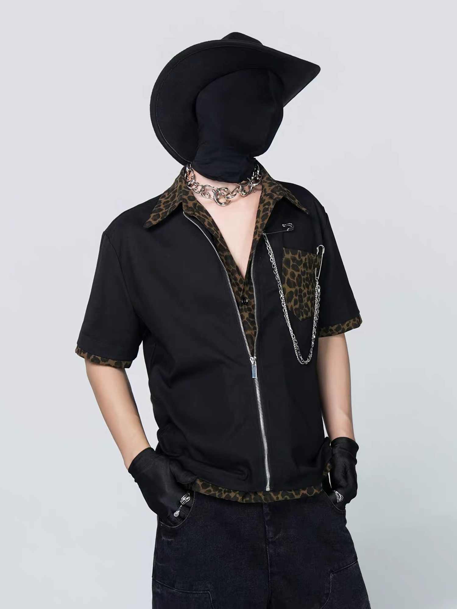 VE2 Leopard Layered Chain Short-Sleeve Jacket