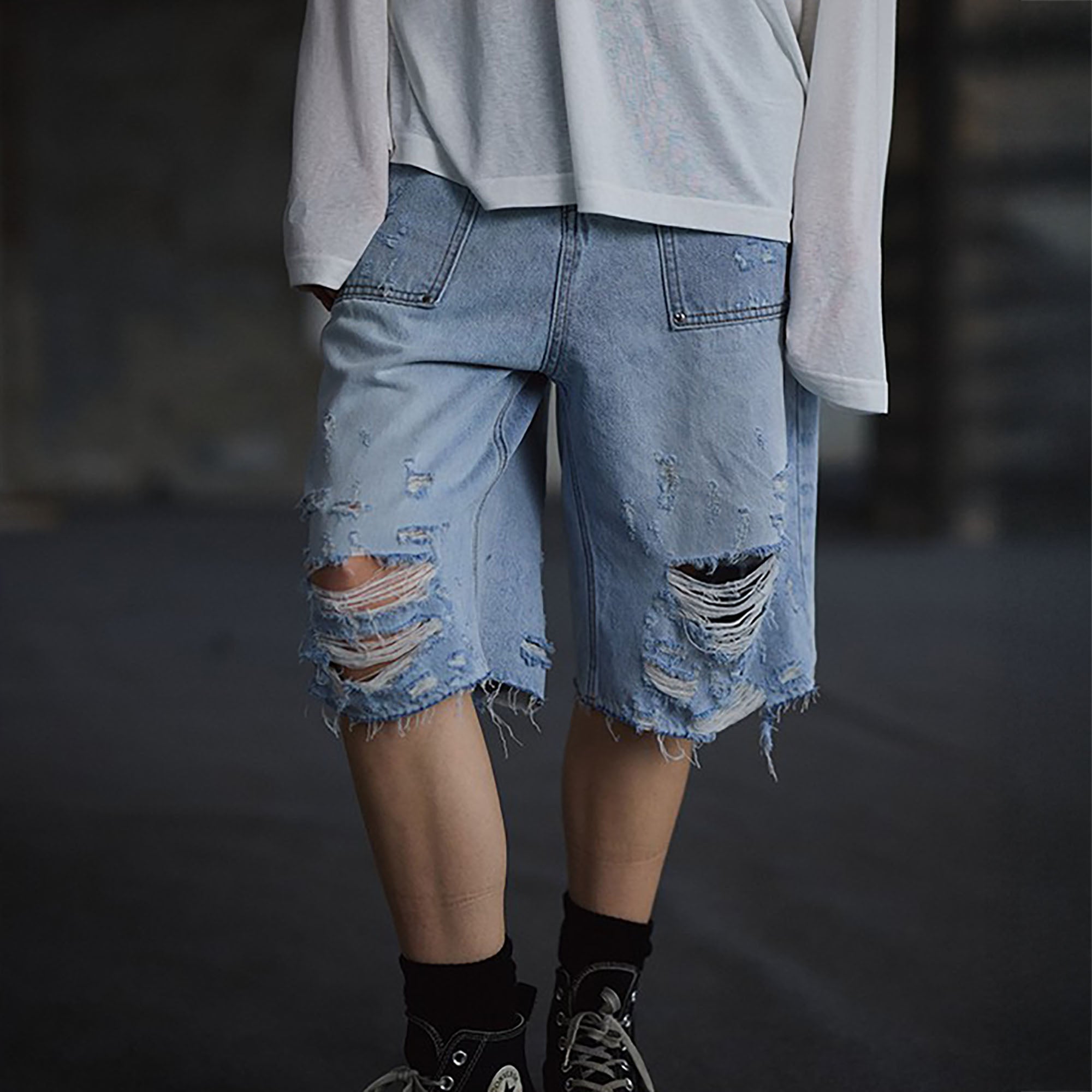 RECOVER ZONE Ripped Washed Denim Shorts