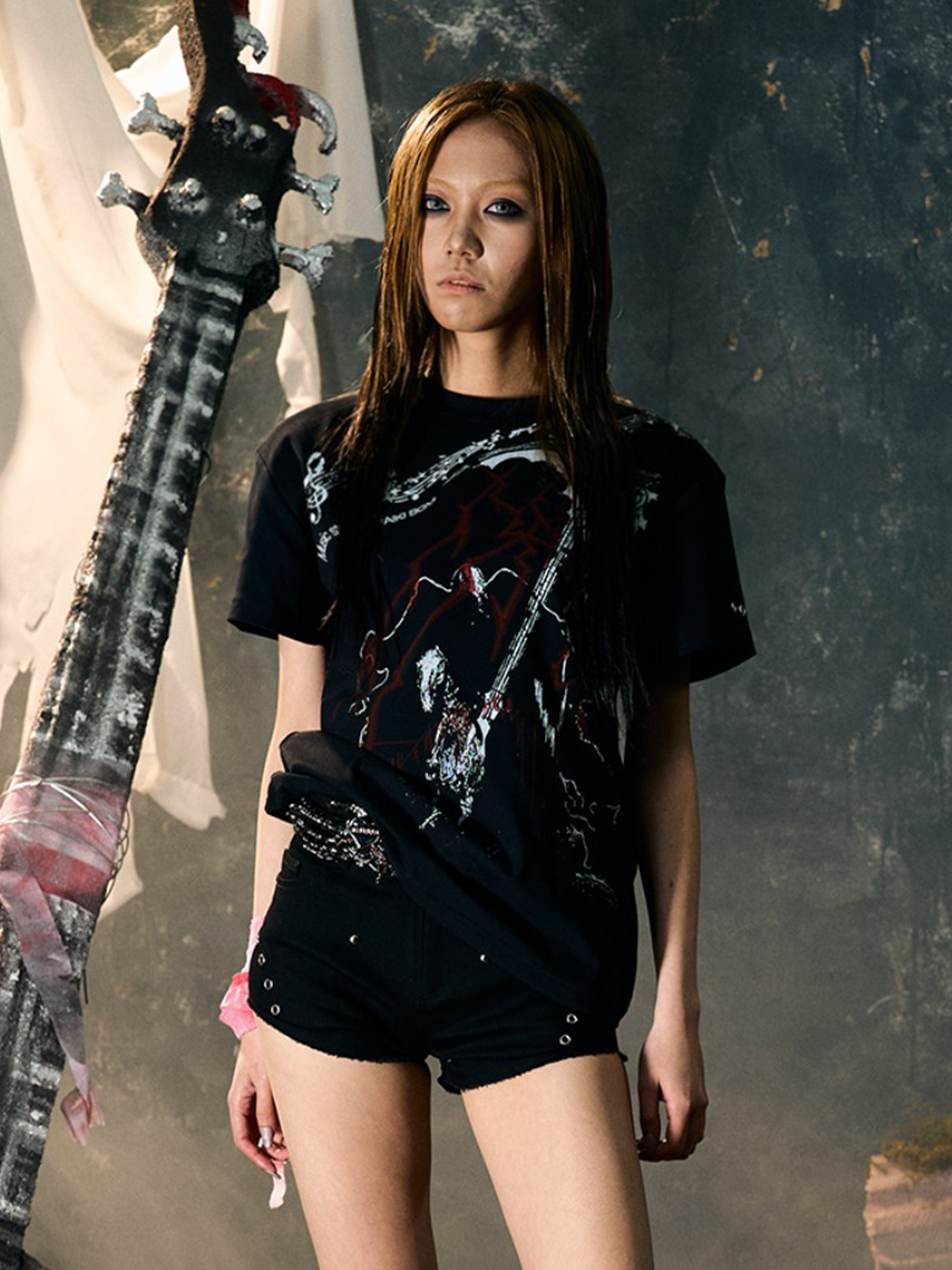 PAIKI Punk Scythe String Graphic T-Shirt