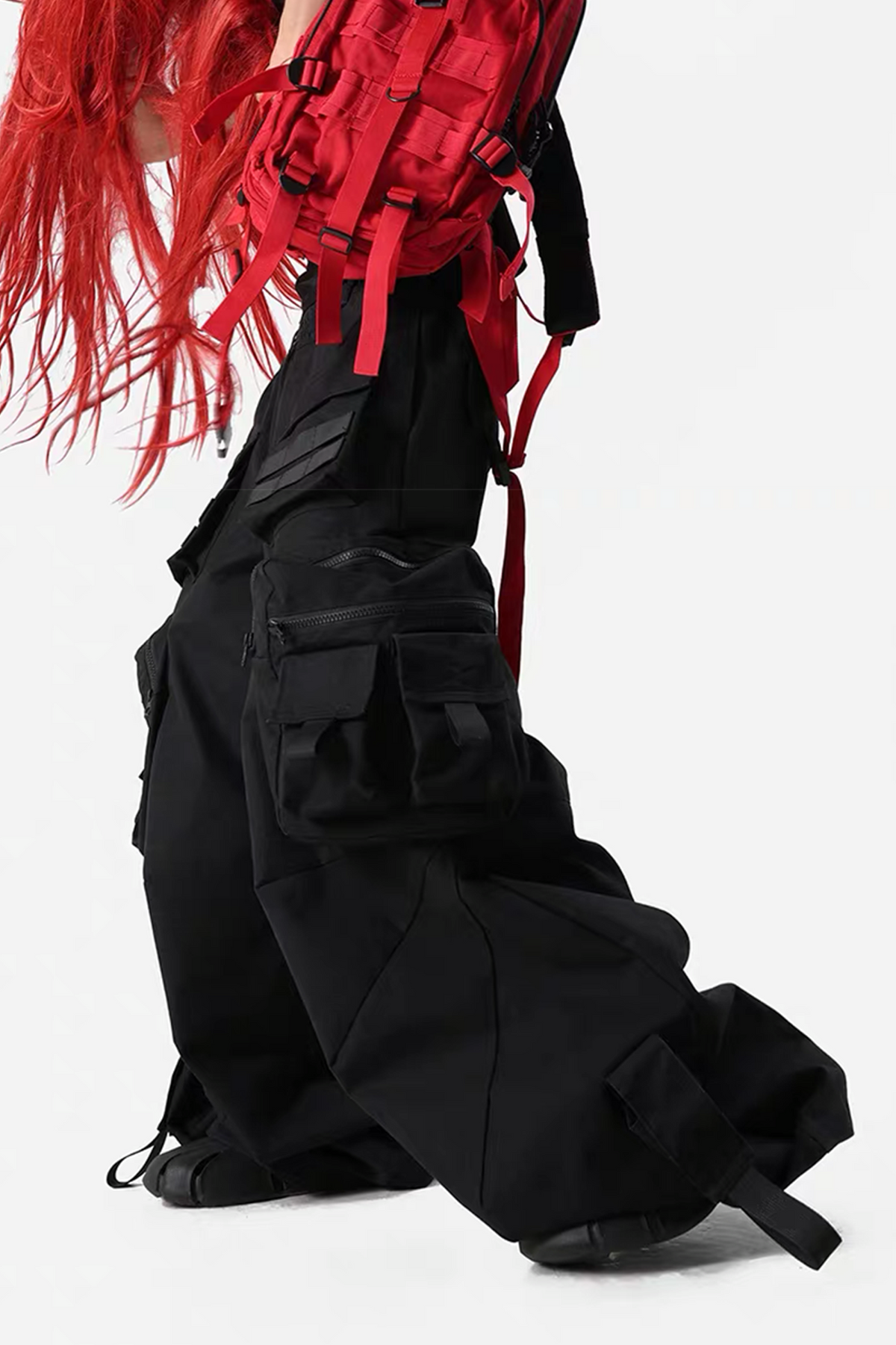 VANGUARDIA Multi-Pocket Flare Cargo Pants