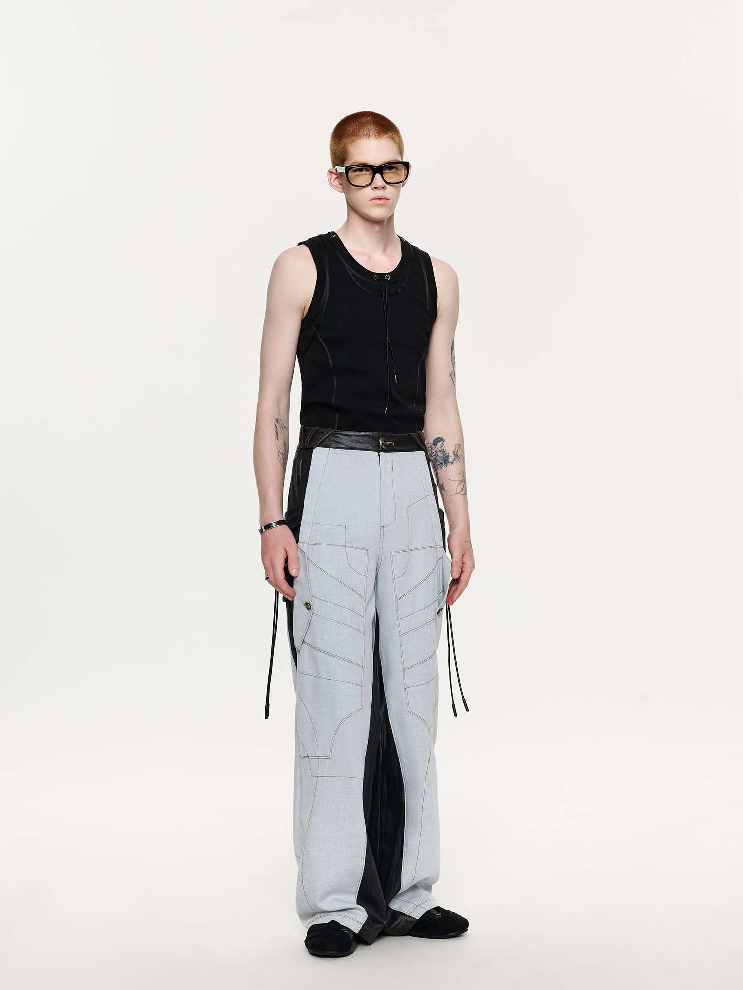 TIWILLTANG Contrast Stitch Paneled Wide-Leg Pants