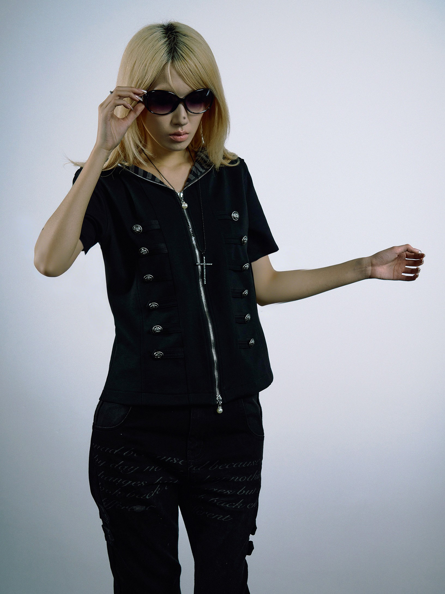 PAIKI Napoleon Button Hooded Short-Sleeve Jacket