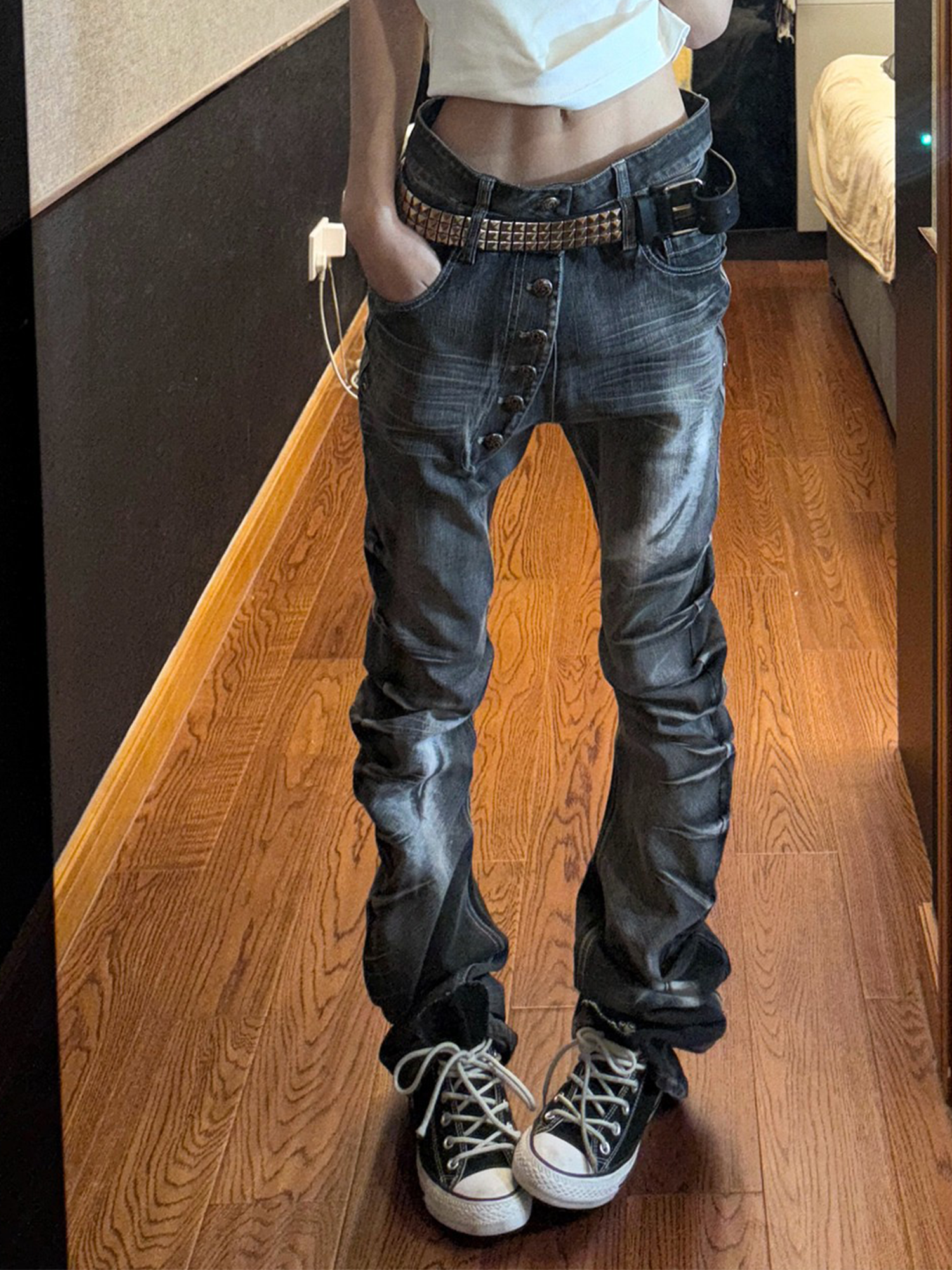 PAIKI Sword Slash Washed Curved Jeans