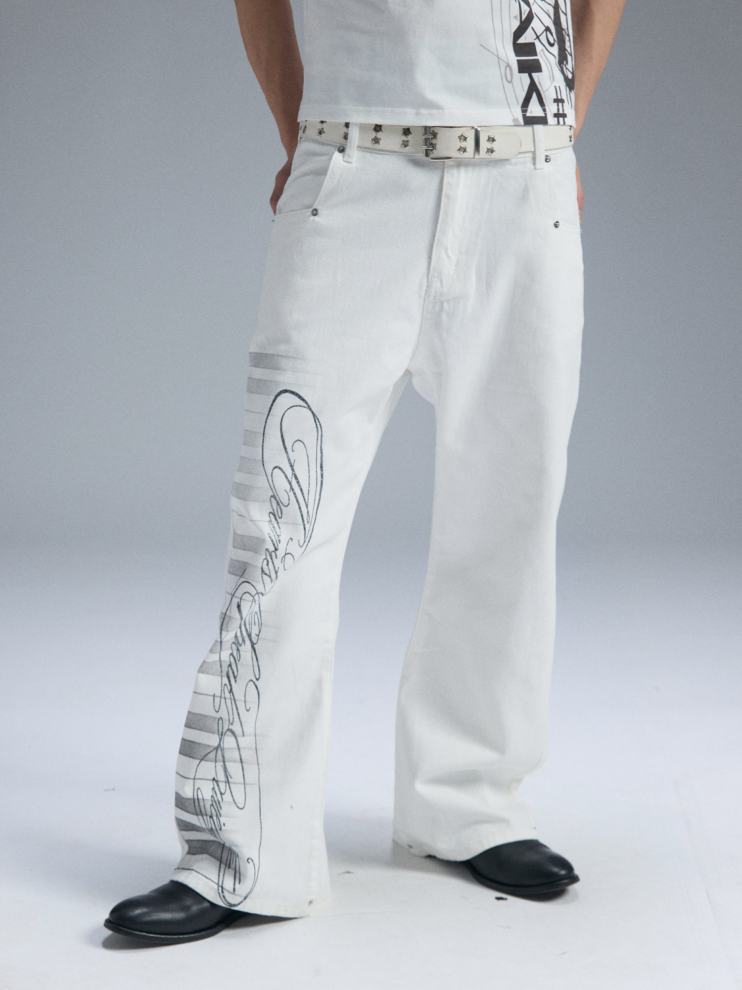 PAIKI Piano Key Script Foil Flared Jeans