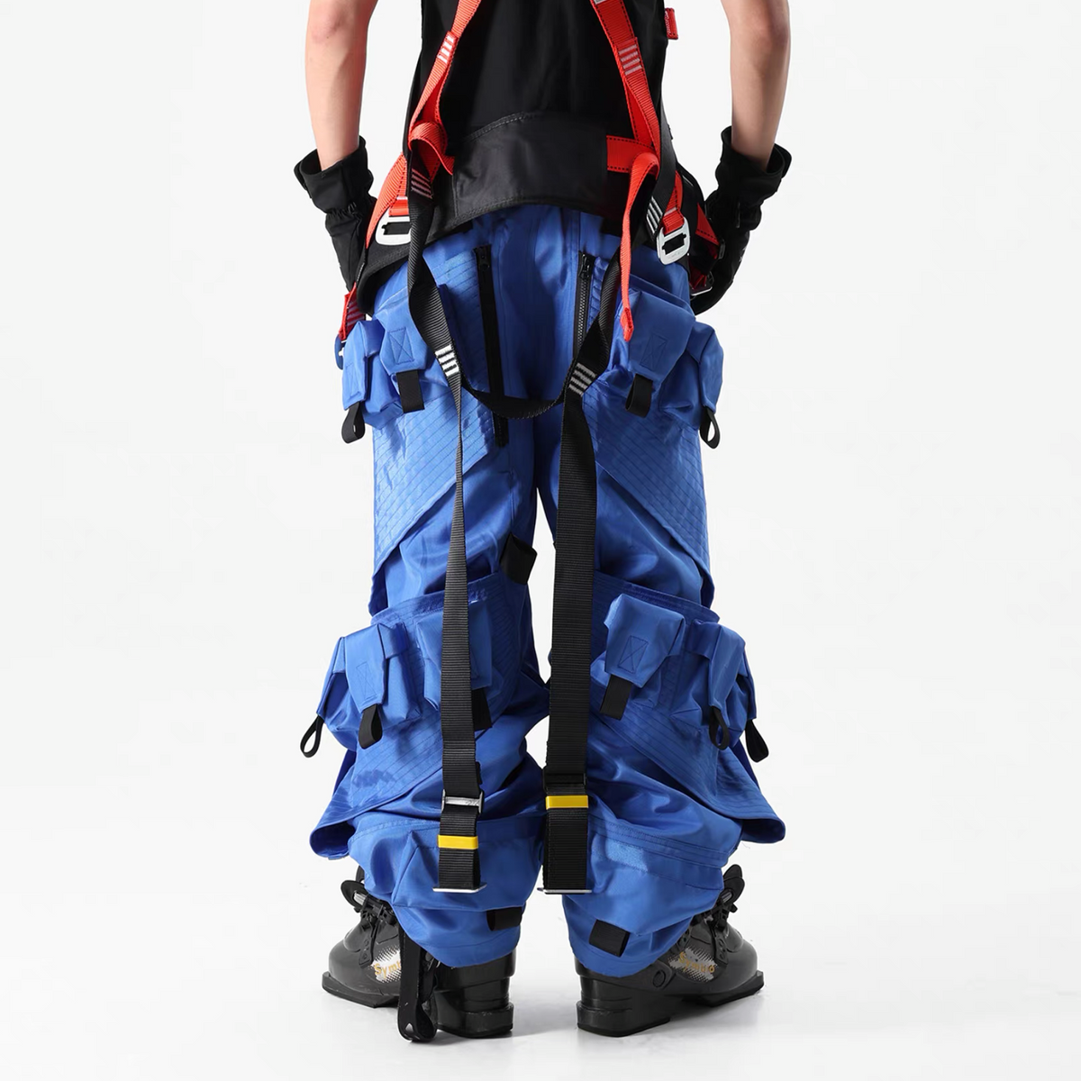 VANGUARDIA Multi-Pocket Nylon Wide-Leg Cargo Pants