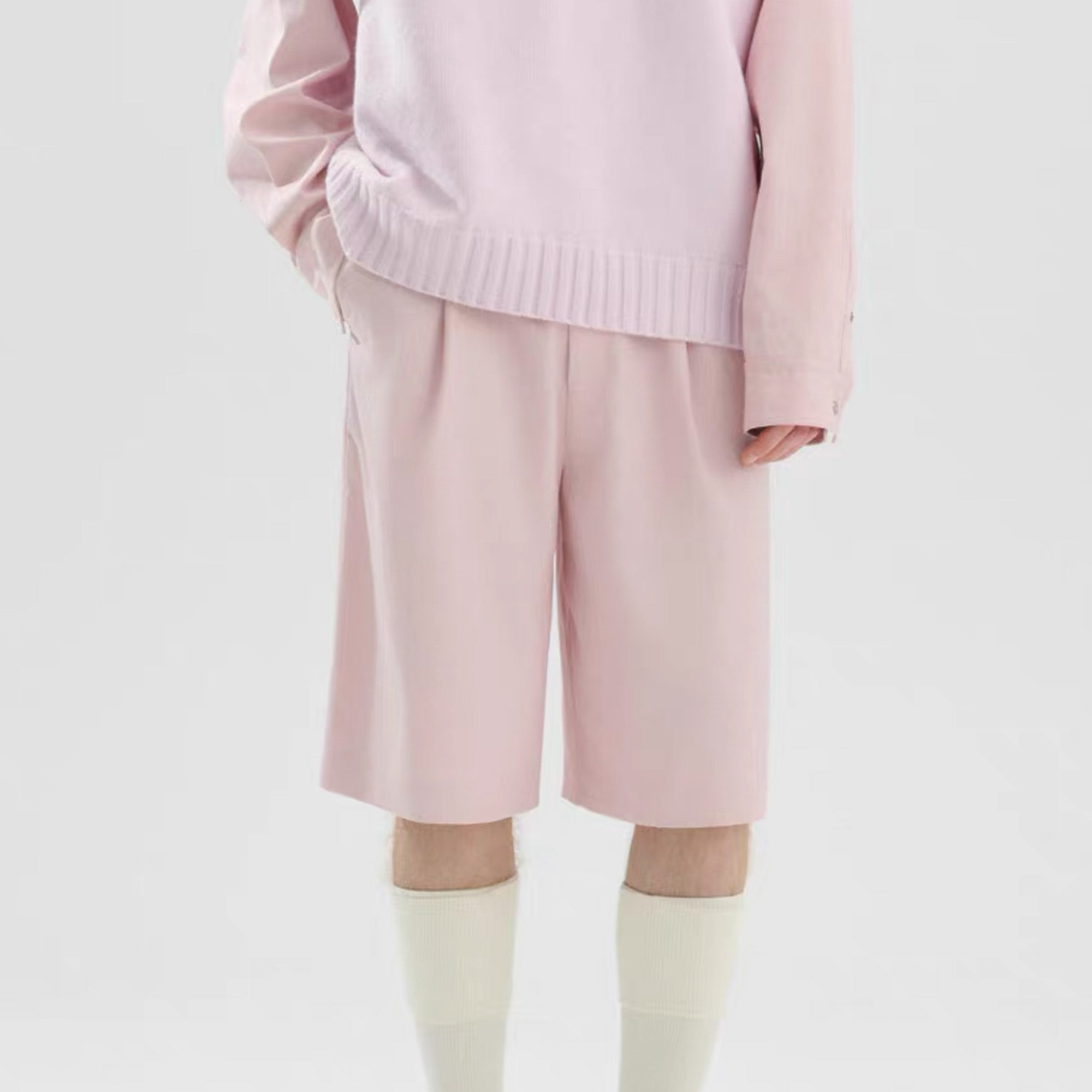 TIWILLTANG Straight-Leg Pinstripe Knee-Length Shorts White/Pink, premium urban and streetwear designers apparel on PROJECTISR.com, TIWILLTANG