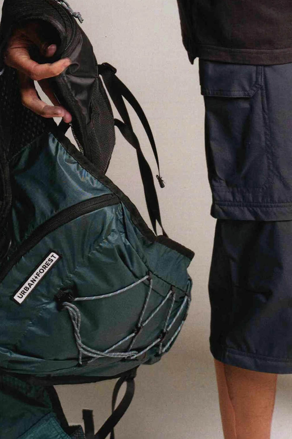 URBAN+FOREST Multi-Pocket Utility Vest Bag