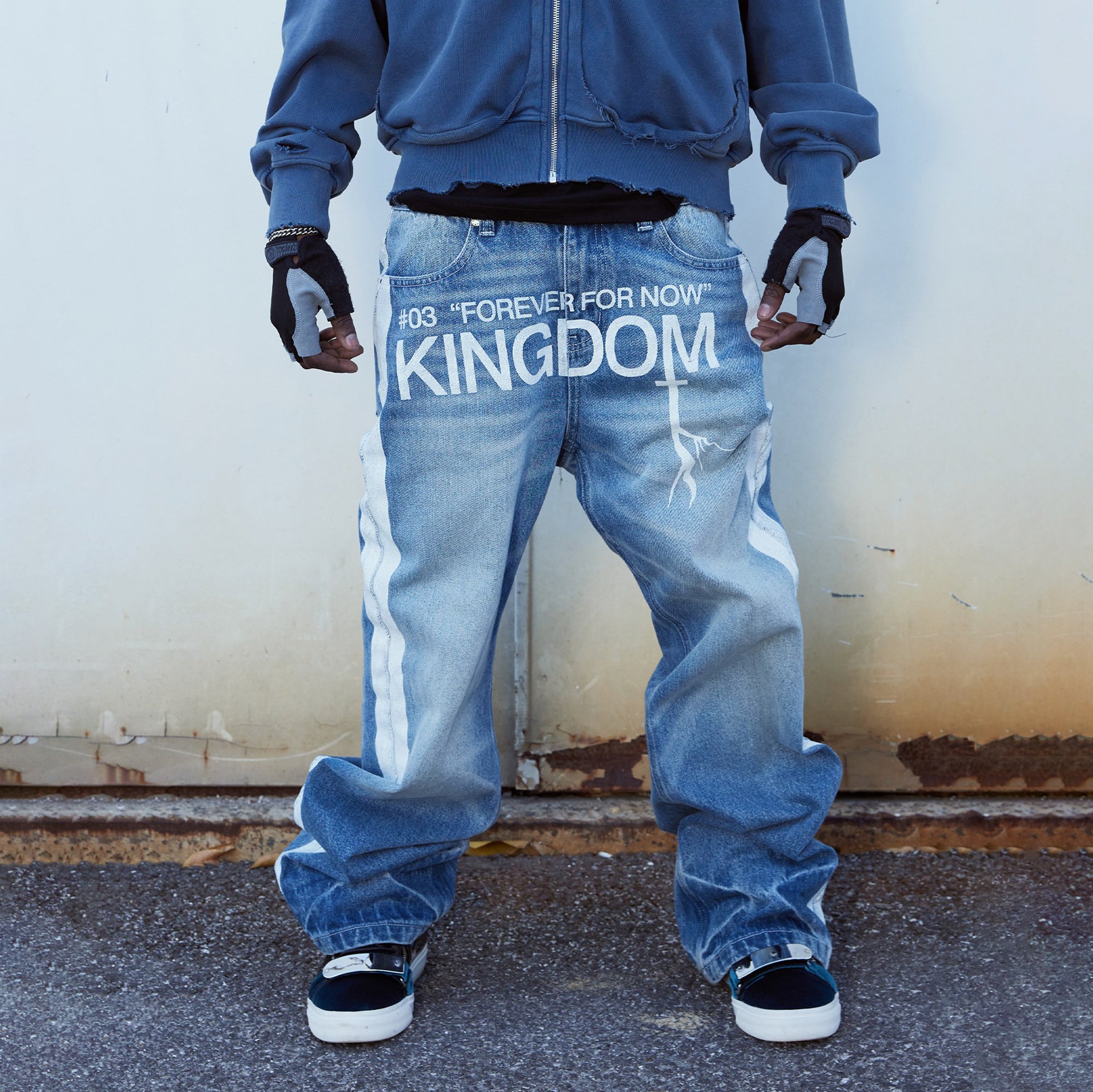 VINKID Washed Contrats Graphic Straight-Leg Jeans