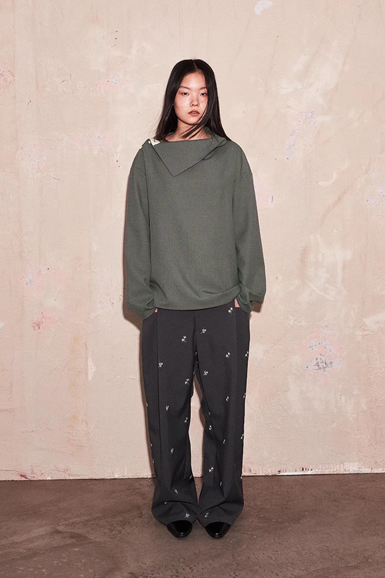 SAME FLOW Essential Asym Cowl Collar Drape Pullover