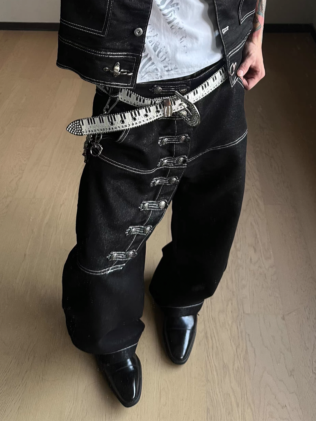 SEXXDEVIL Napoleon-Button Paneled Metallic Denim Jeans
