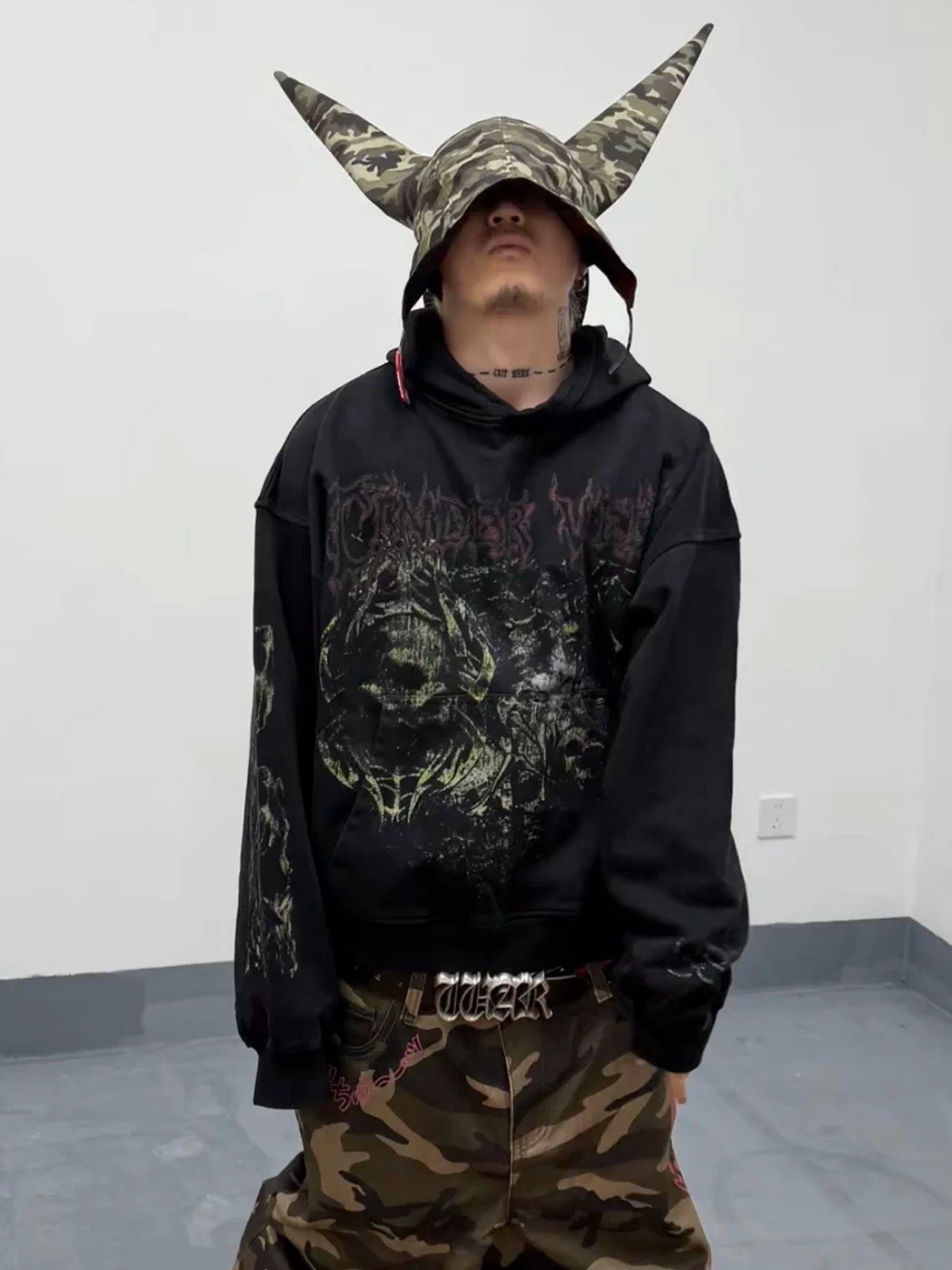 CINDER VEIN Green Demon Rune Washed Graphic Hoodie
