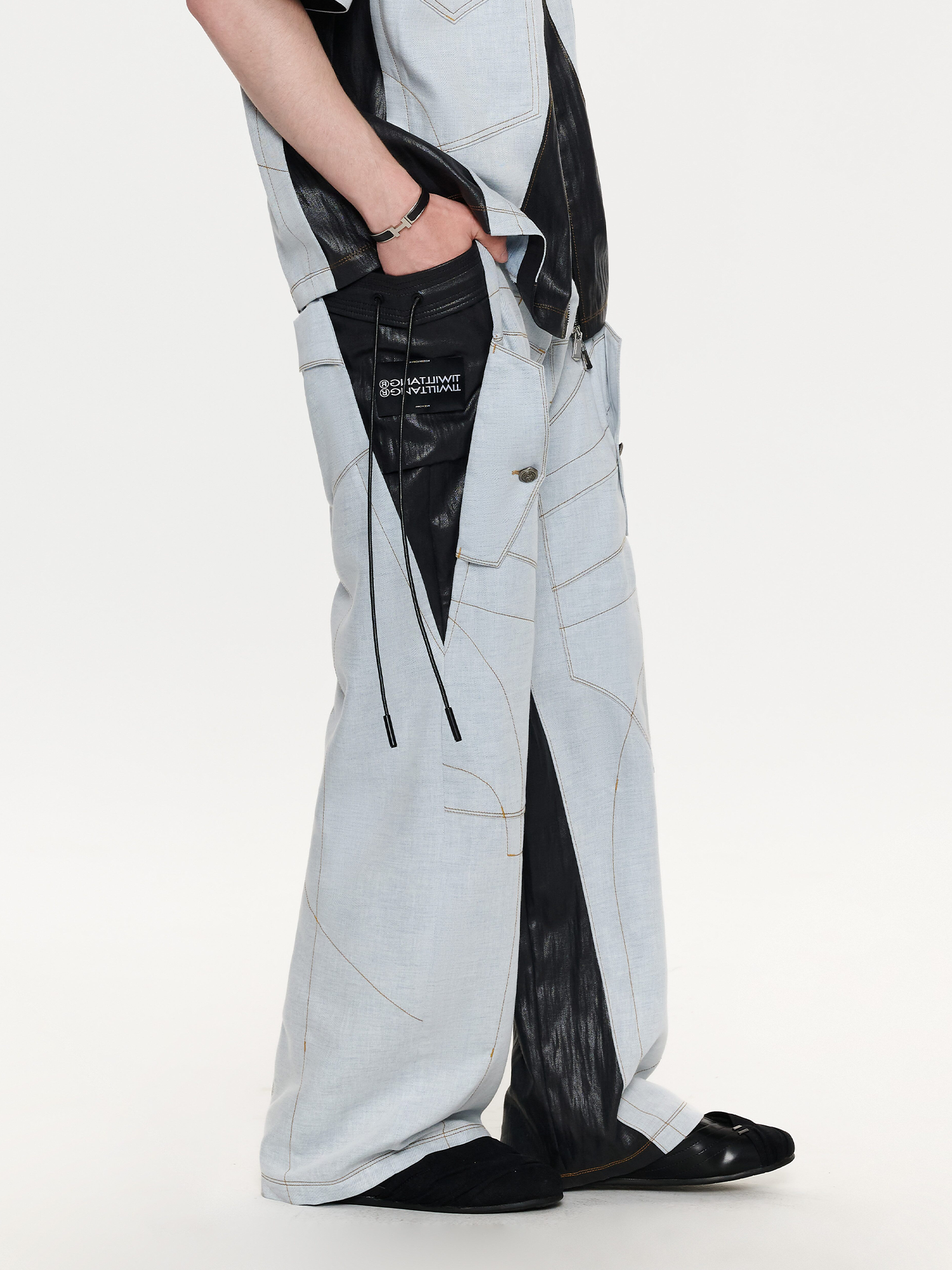 TIWILLTANG Contrast Stitch Paneled Wide-Leg Pants