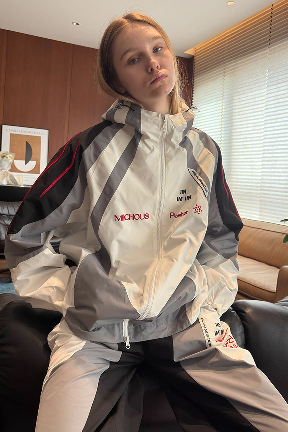 MIICHOUS Arc Contrast Panel Embroidered Windbreaker
