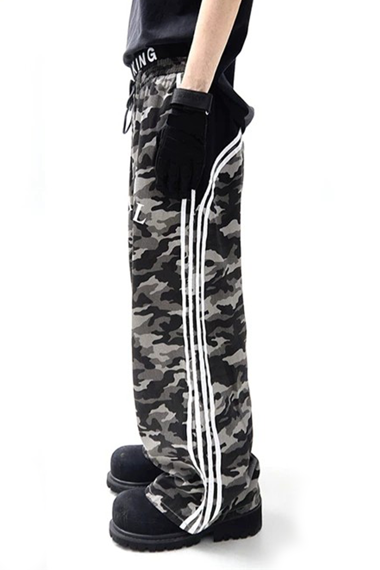 ANTI WAR REVIVAL Camo Spliced Embroidered Badge Wide-Leg Pants