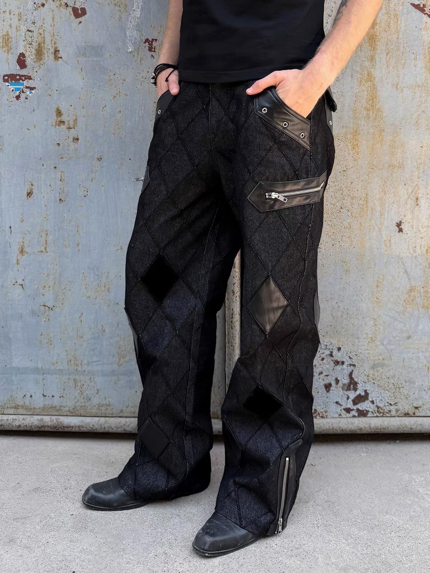 ESAIAS Diamond Faux Leather Patch Rivet Jeans