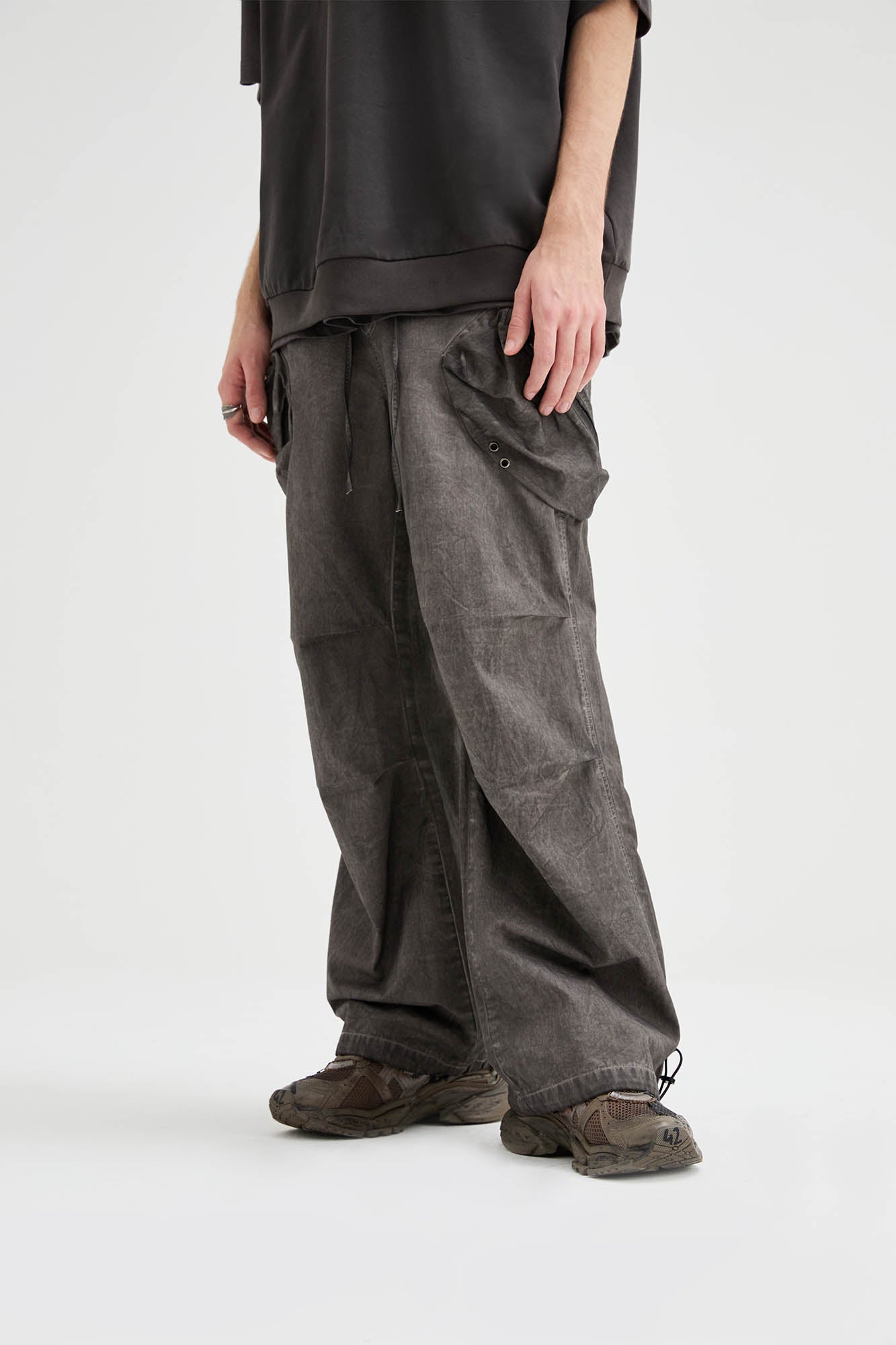 ORGANIC EMOTION Multi-Pocket Crinkled Drawstring Cargo Pants, premium urban and streetwear designers apparel on PROJECTISR.com, ORGANIC EMOTION