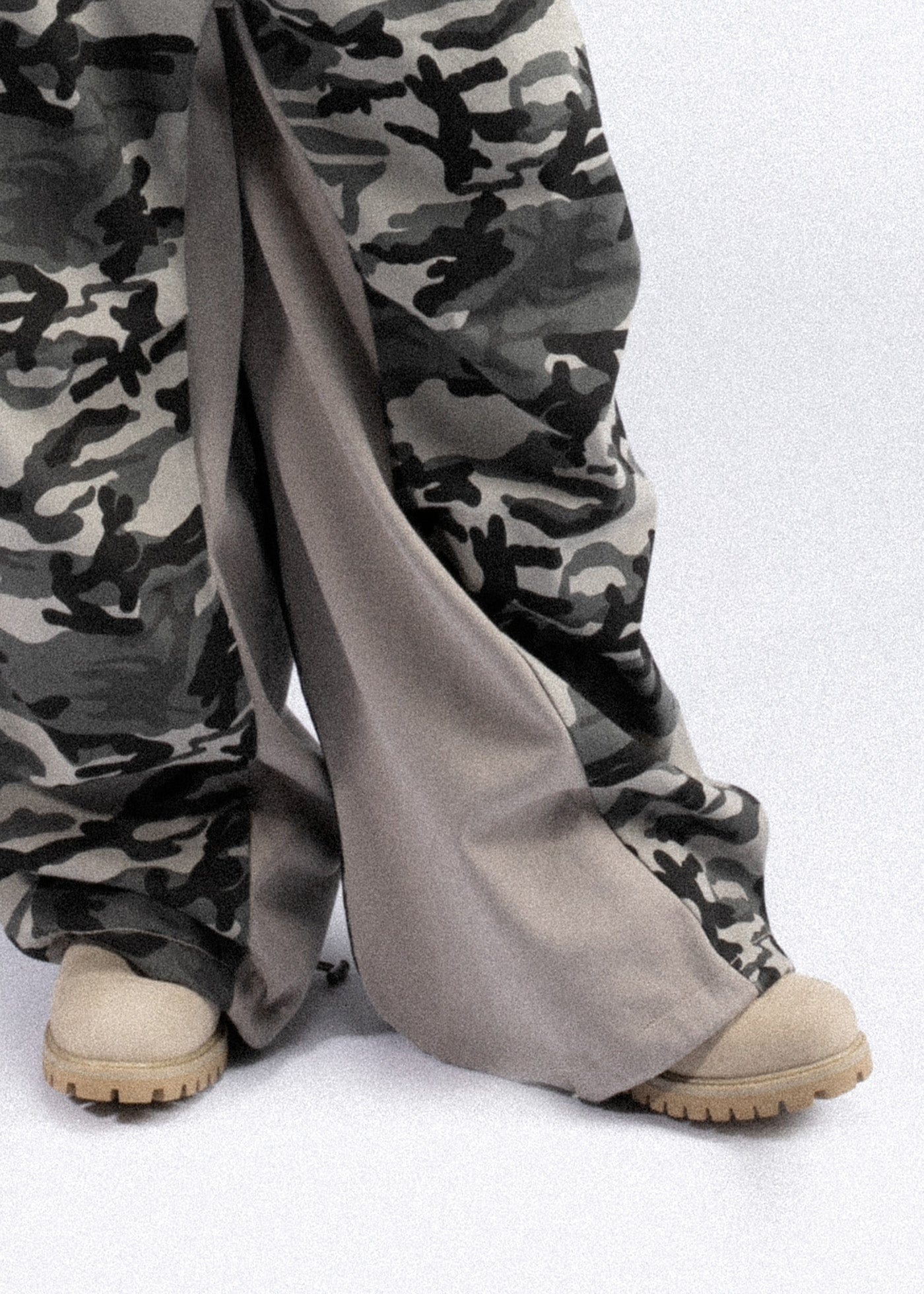 FIVEKOH Double-Waist Spliced Camo Wide-Leg Pants