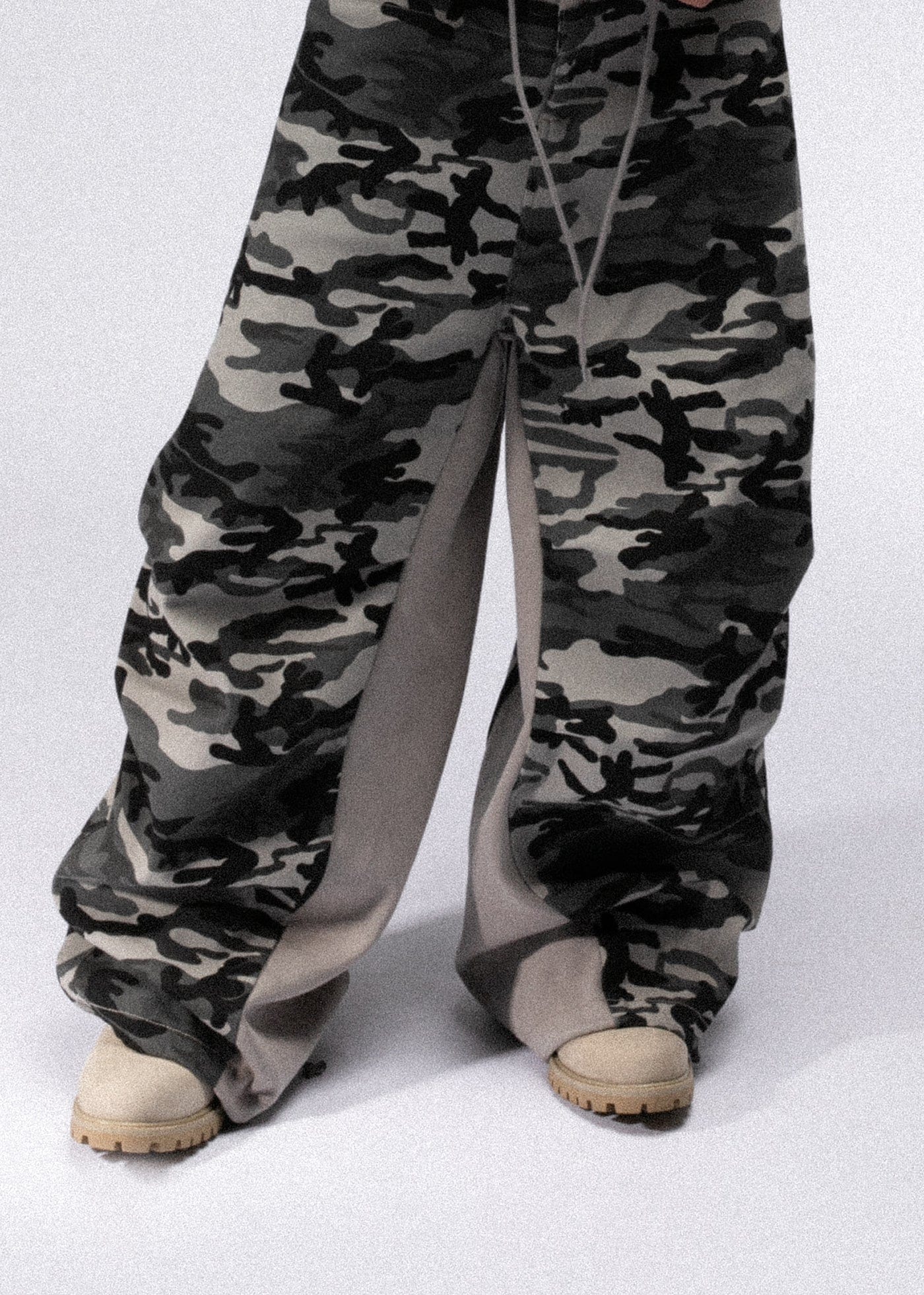 FIVEKOH Double-Waist Spliced Camo Wide-Leg Pants