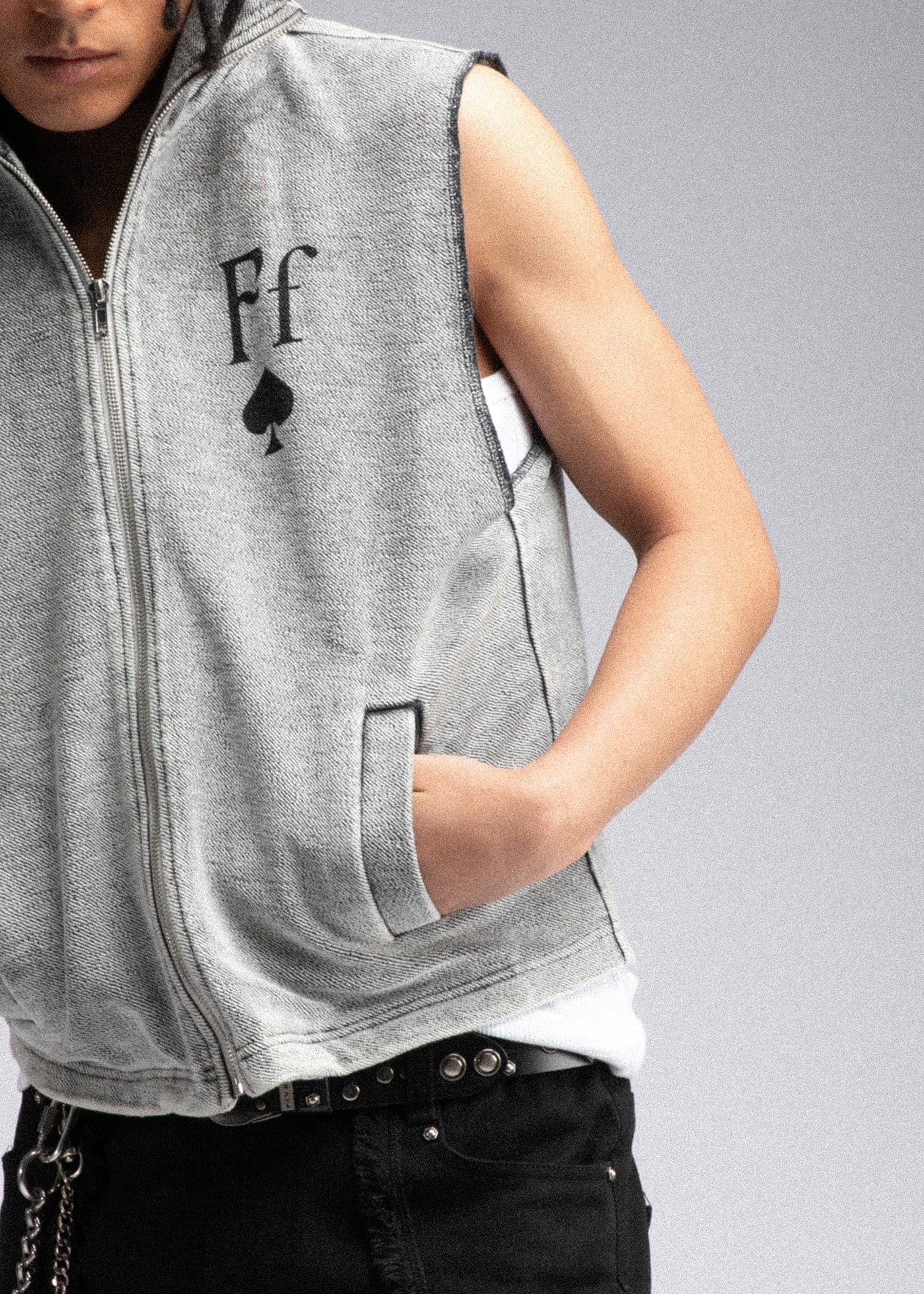 FIVEKOH Essential Raw-Edge Zipper Hooded Vest