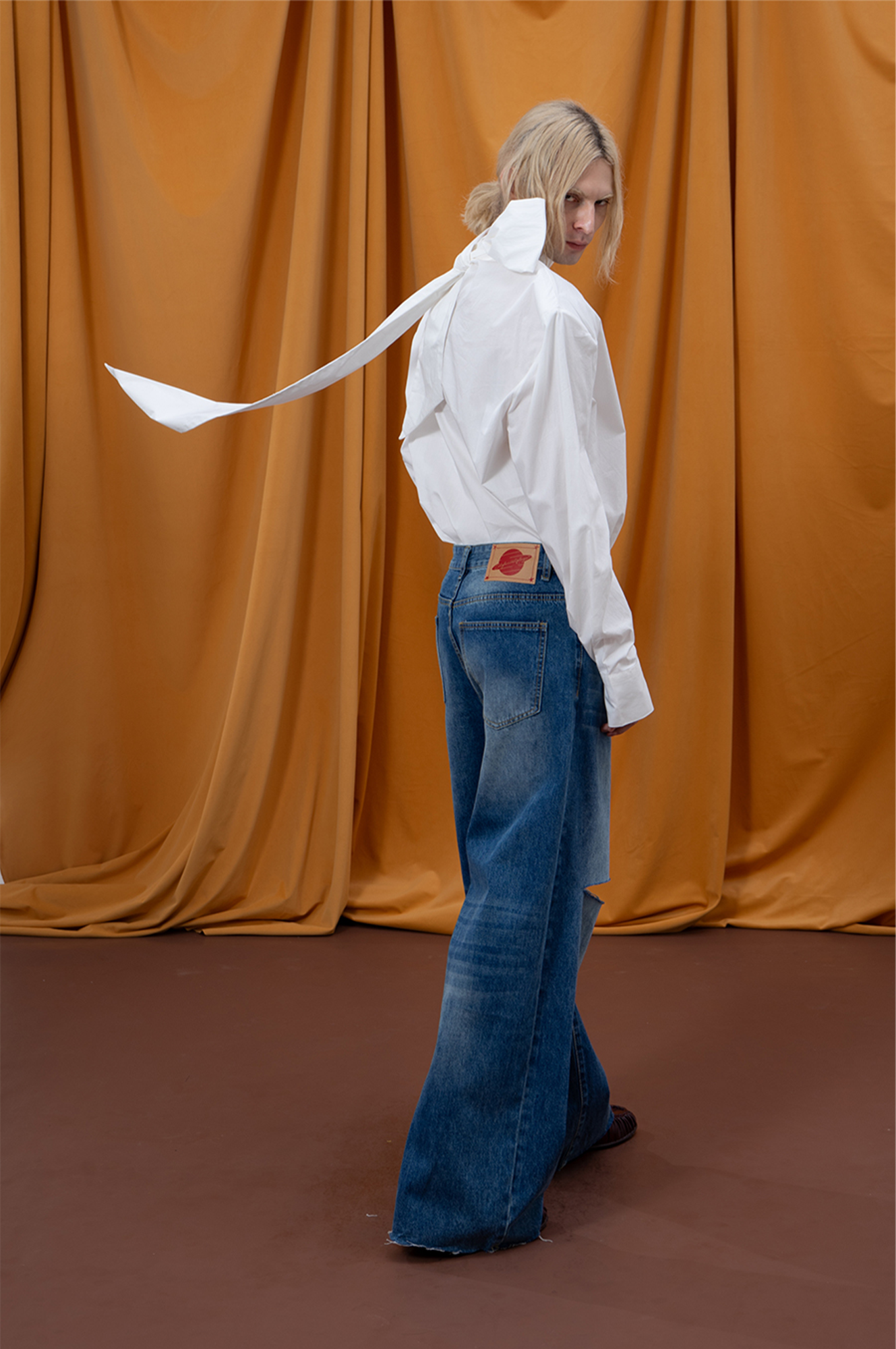 CLP Padded-Shoulder Tie-Back Mandarin Collar Shirt